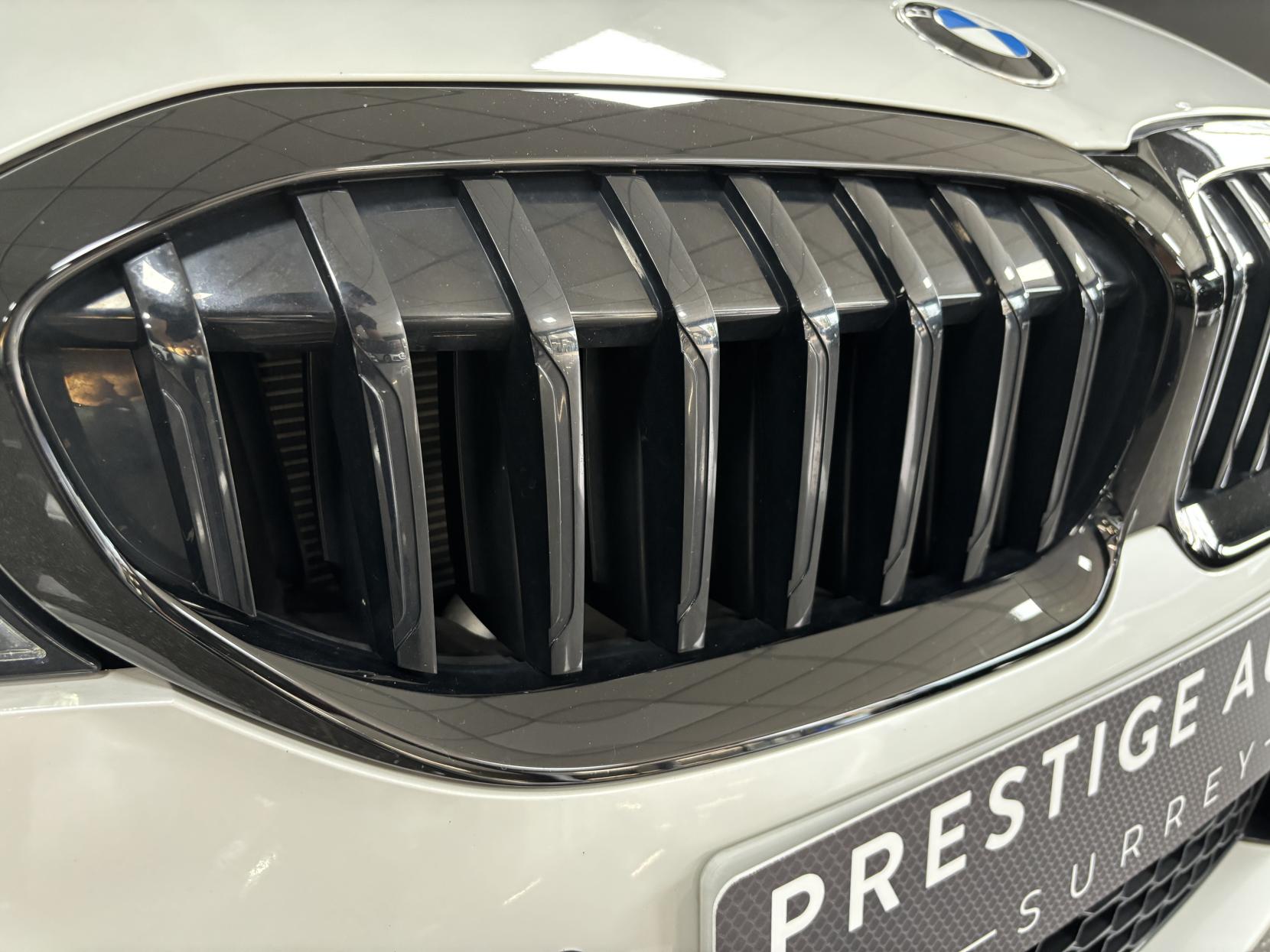 BMW 3 Series 2.0 320i M Sport Saloon 4dr Petrol Auto Euro 6 (s/s) (184 ps)