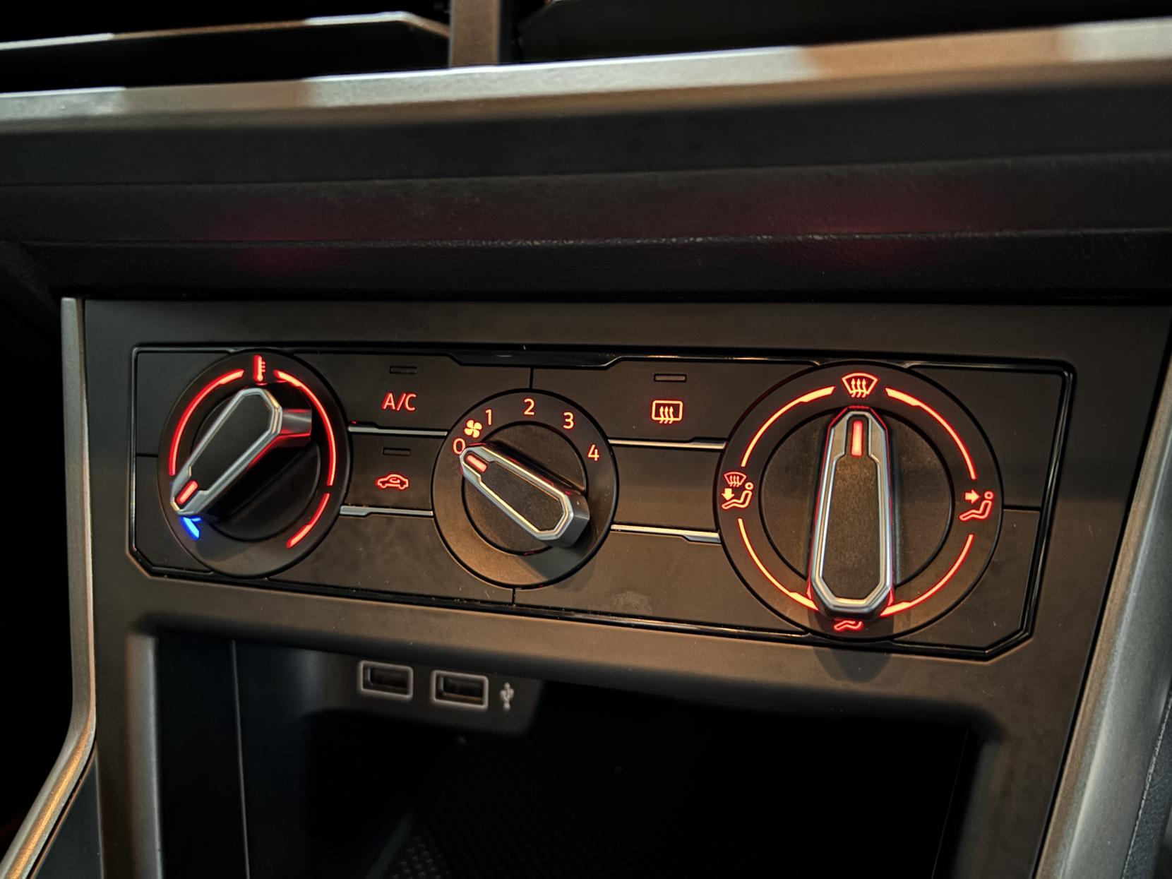 Volkswagen Polo 1.0 TSI SE Hatchback 5dr Petrol Manual Euro 6 (s/s) (95 ps)