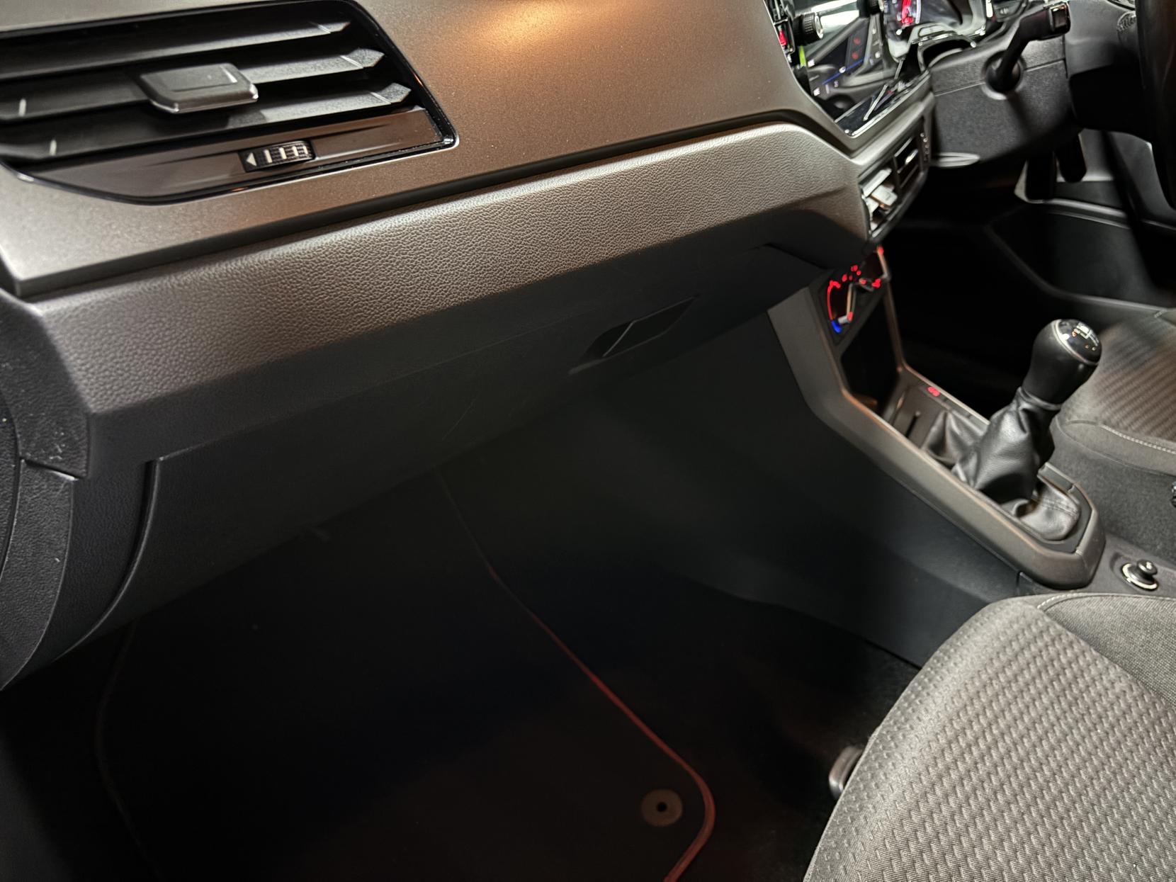 Volkswagen Polo 1.0 TSI SE Hatchback 5dr Petrol Manual Euro 6 (s/s) (95 ps)