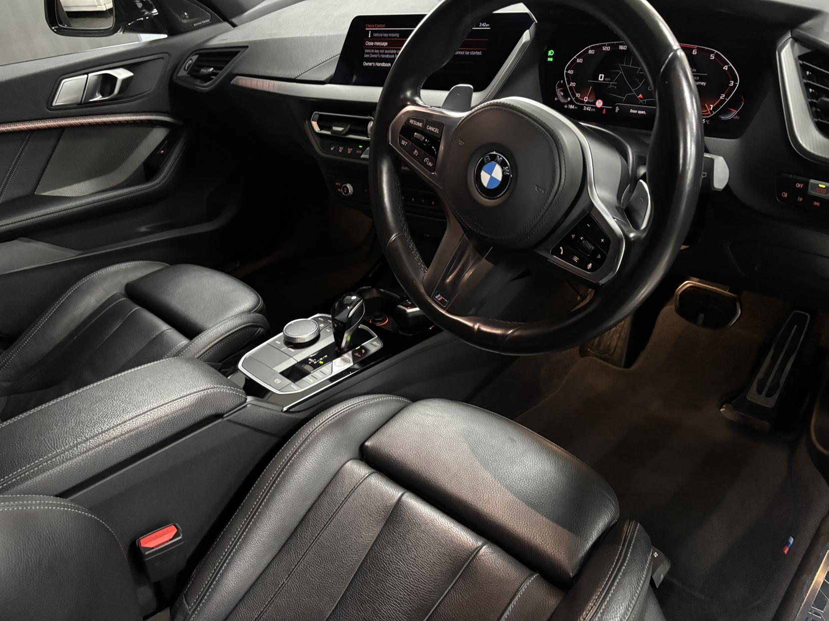 BMW 1 Series 2.0 M135i Hatchback 5dr Petrol Auto xDrive Euro 6 (s/s) (306 ps)