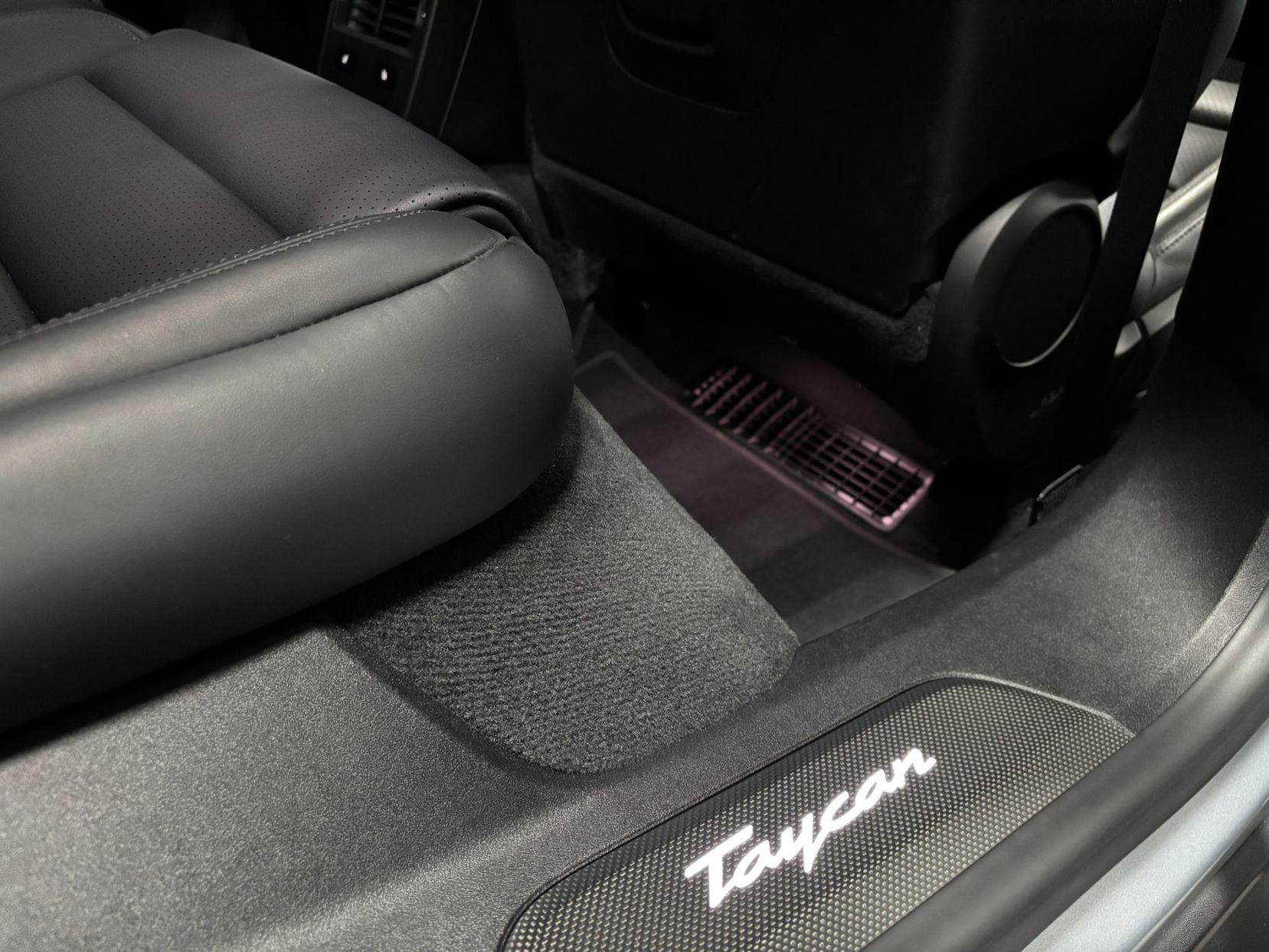 Porsche Taycan Performance Plus 93.4kWh Turbo S Auto 4WD 4dr (11kW Charger)