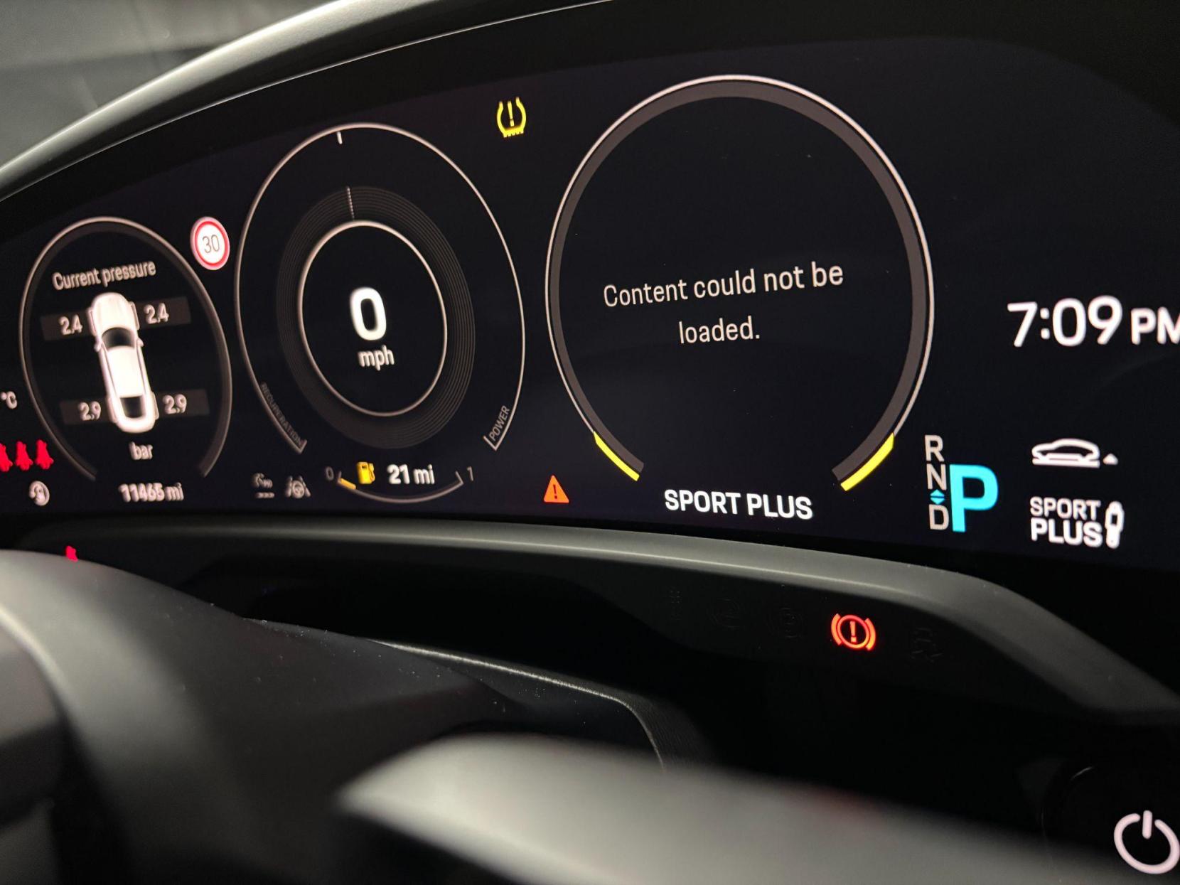 Porsche Taycan Performance Plus 93.4kWh Turbo S Auto 4WD 4dr (11kW Charger)