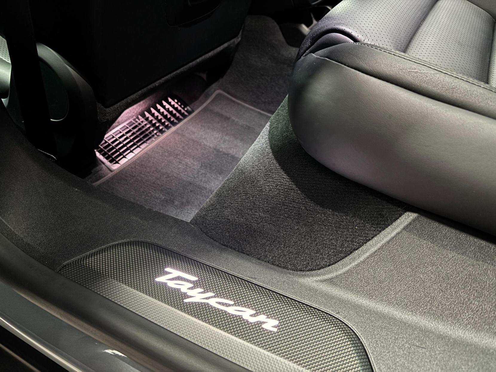 Porsche Taycan Performance Plus 93.4kWh Turbo S Auto 4WD 4dr (11kW Charger)