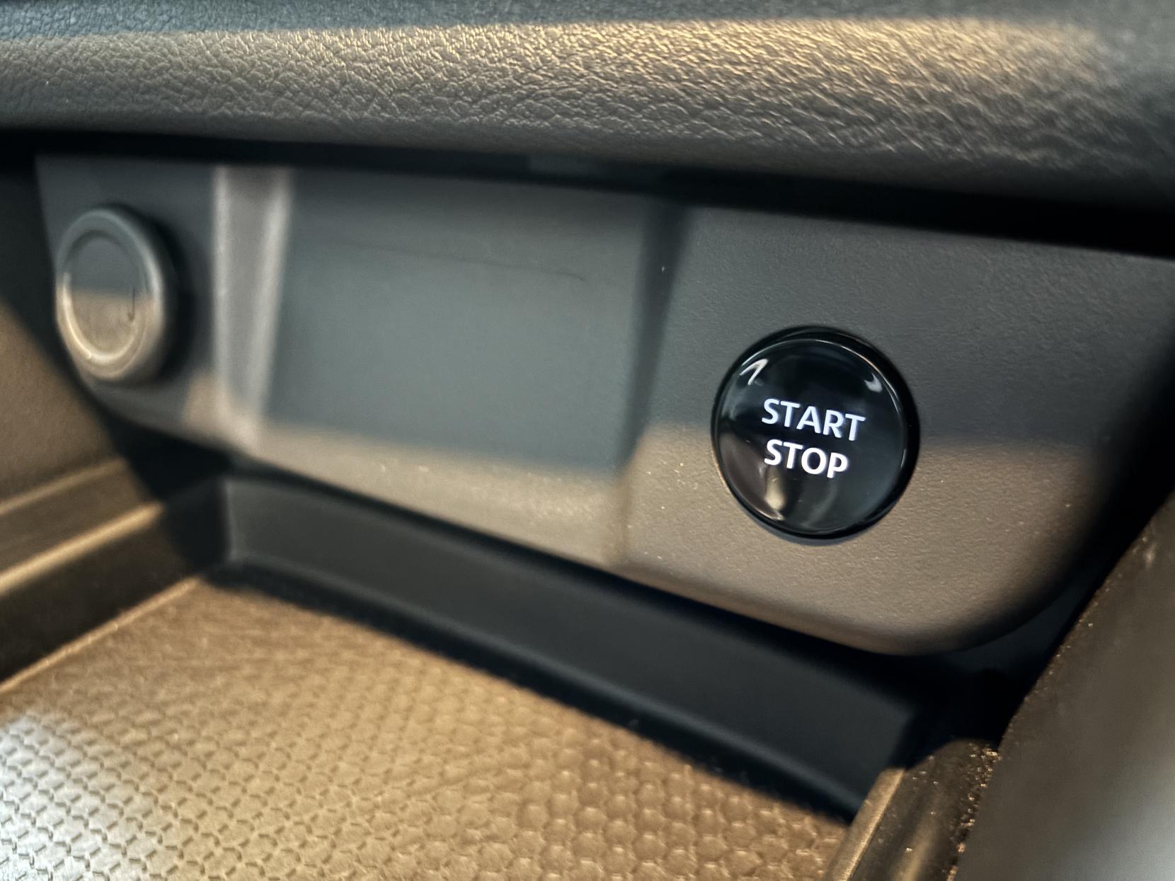Nissan Qashqai 1.5 h e-POWER N-Connecta SUV 5dr Petrol Hybrid Auto Euro 6 (s/s) (190 ps)
