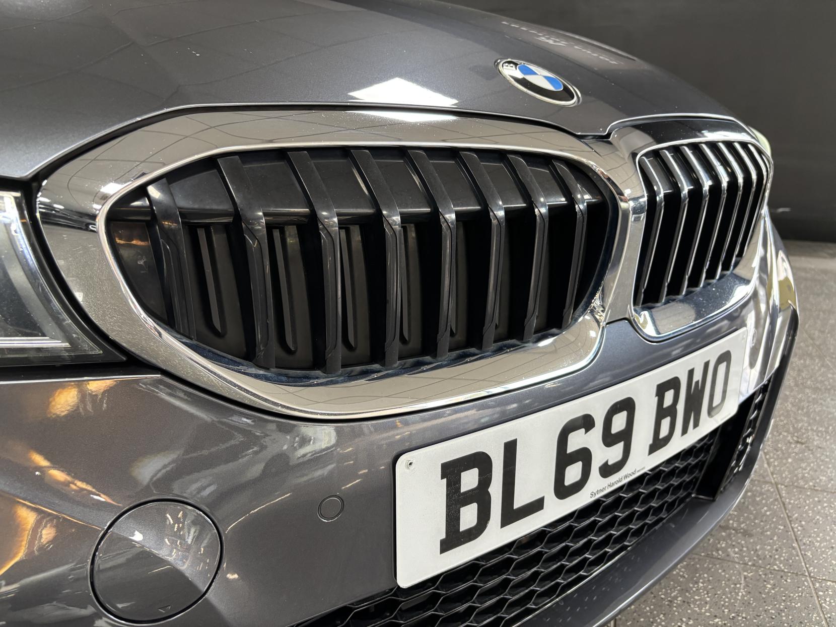 BMW 3 Series 2.0 330i M Sport Saloon 4dr Petrol Auto Euro 6 (s/s) (258 ps)