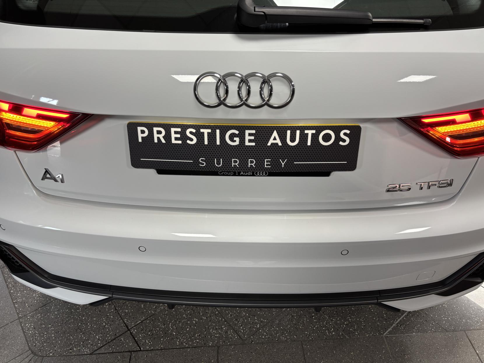 Audi A1 1.0 TFSI 25 S line Sportback 5dr Petrol Manual Euro 6 (s/s) (95 ps)
