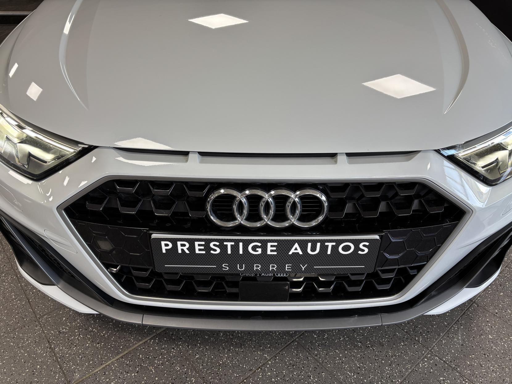 Audi A1 1.0 TFSI 25 S line Sportback 5dr Petrol Manual Euro 6 (s/s) (95 ps)
