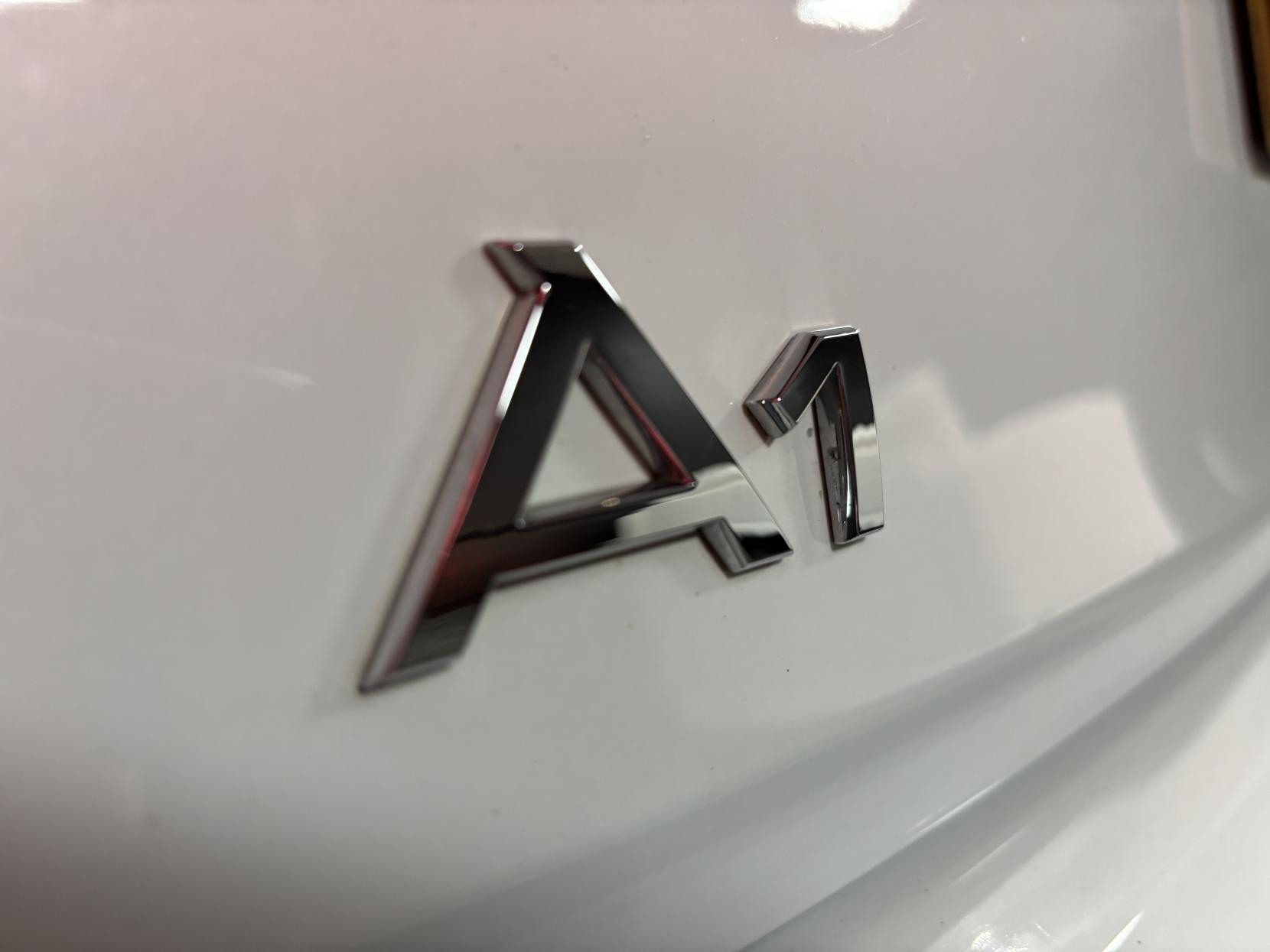 Audi A1 1.0 TFSI 25 S line Sportback 5dr Petrol Manual Euro 6 (s/s) (95 ps)
