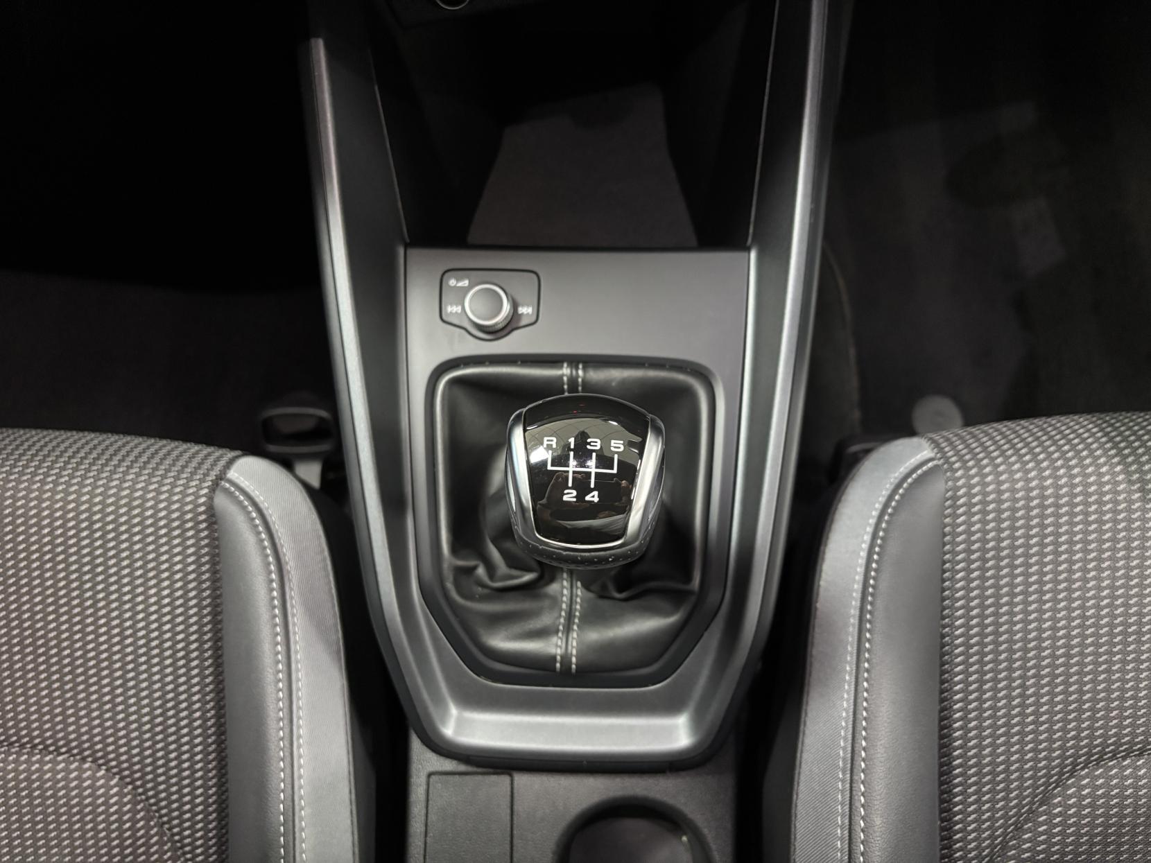 Audi A1 1.0 TFSI 25 S line Sportback 5dr Petrol Manual Euro 6 (s/s) (95 ps)
