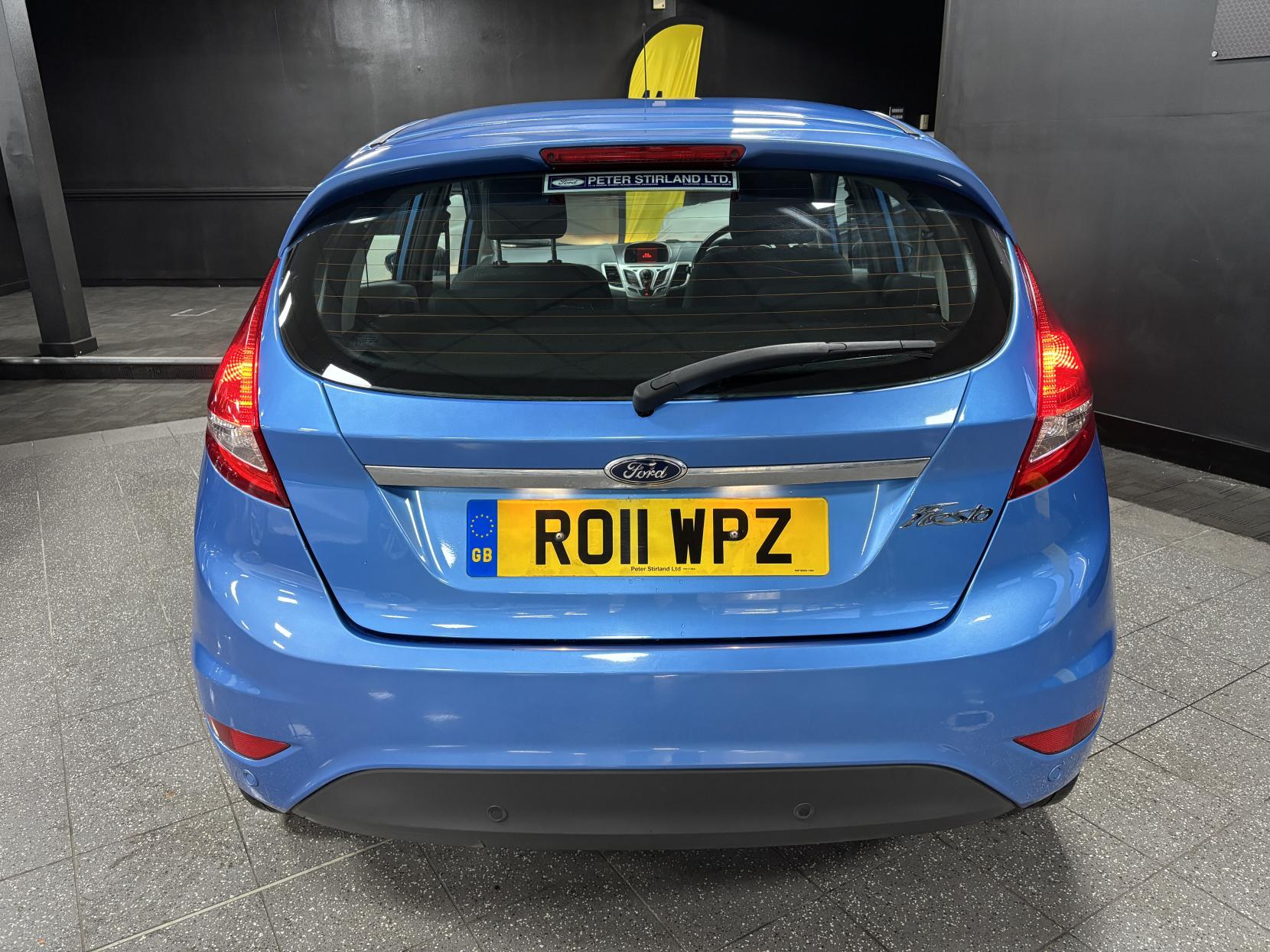 Ford Fiesta 1.4 Zetec Hatchback 5dr Petrol Manual (133 g/km, 94 bhp)