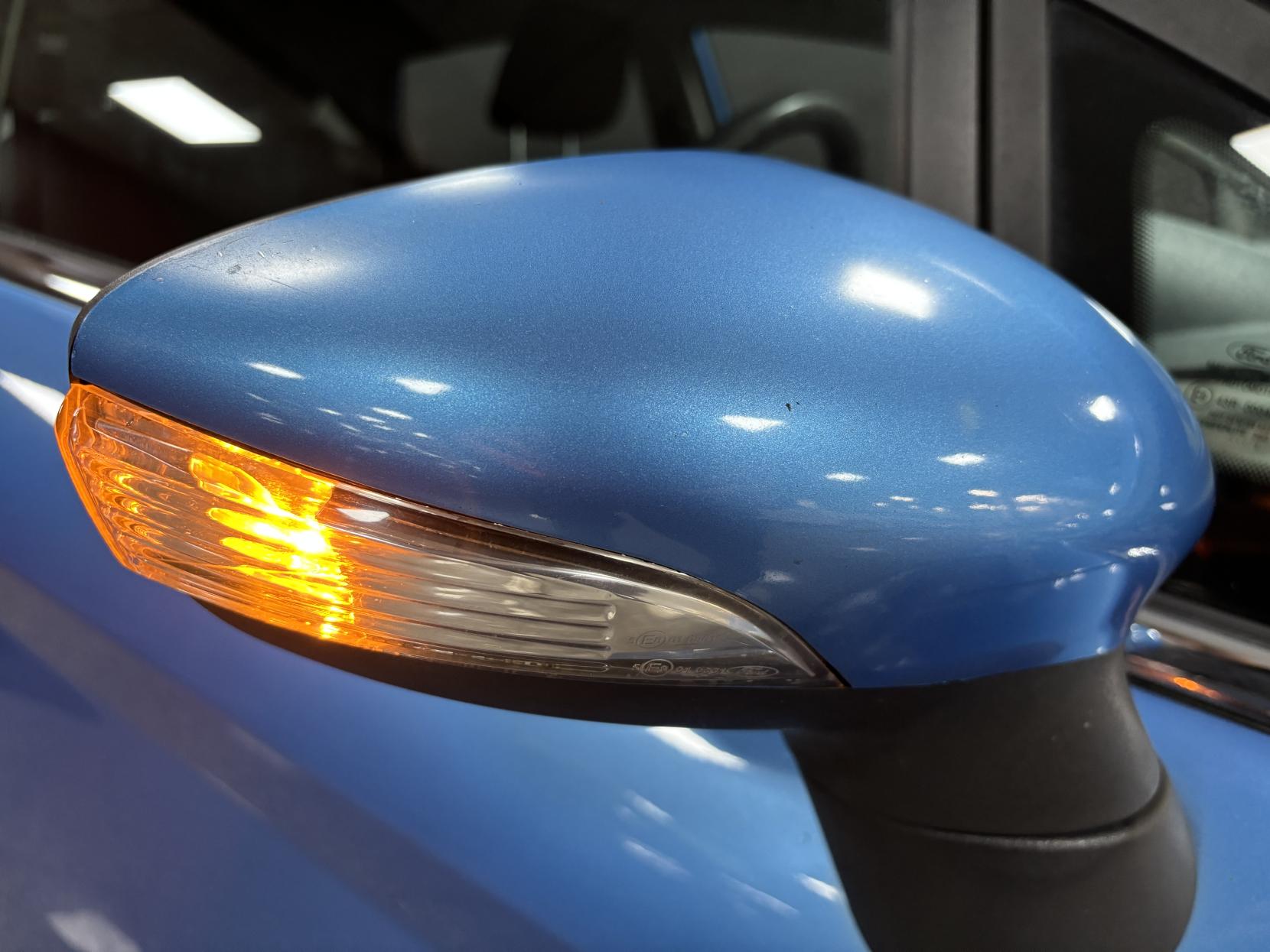 Ford Fiesta 1.4 Zetec Hatchback 5dr Petrol Manual (133 g/km, 94 bhp)