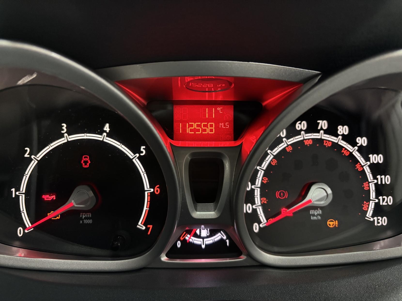 Ford Fiesta 1.4 Zetec Hatchback 5dr Petrol Manual (133 g/km, 94 bhp)