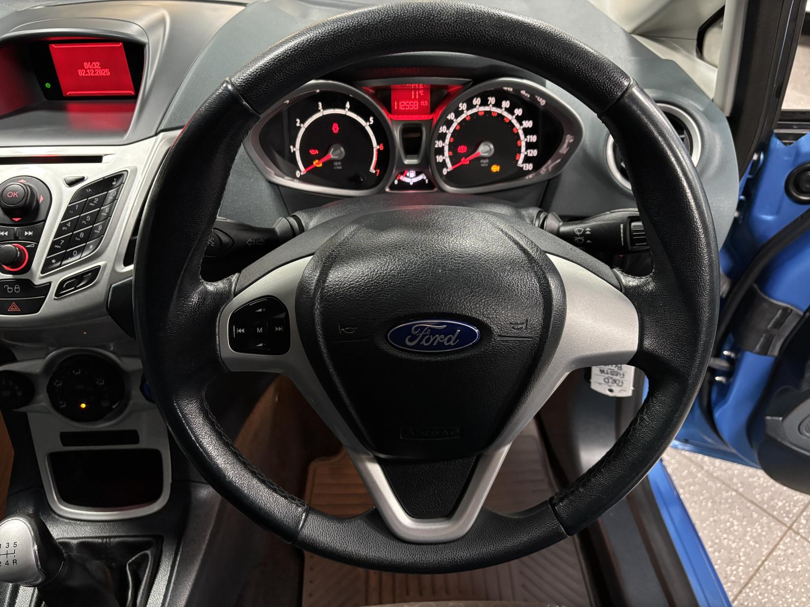 Ford Fiesta 1.4 Zetec Hatchback 5dr Petrol Manual (133 g/km, 94 bhp)