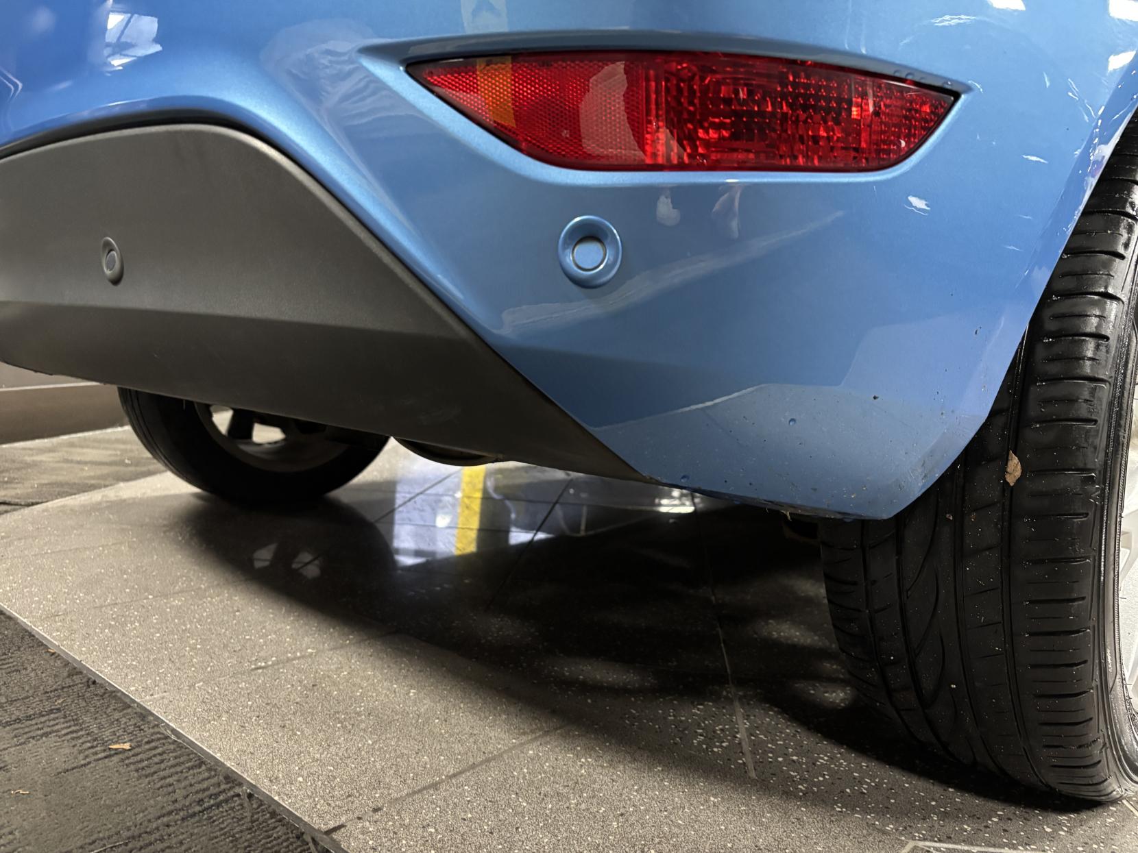 Ford Fiesta 1.4 Zetec Hatchback 5dr Petrol Manual (133 g/km, 94 bhp)