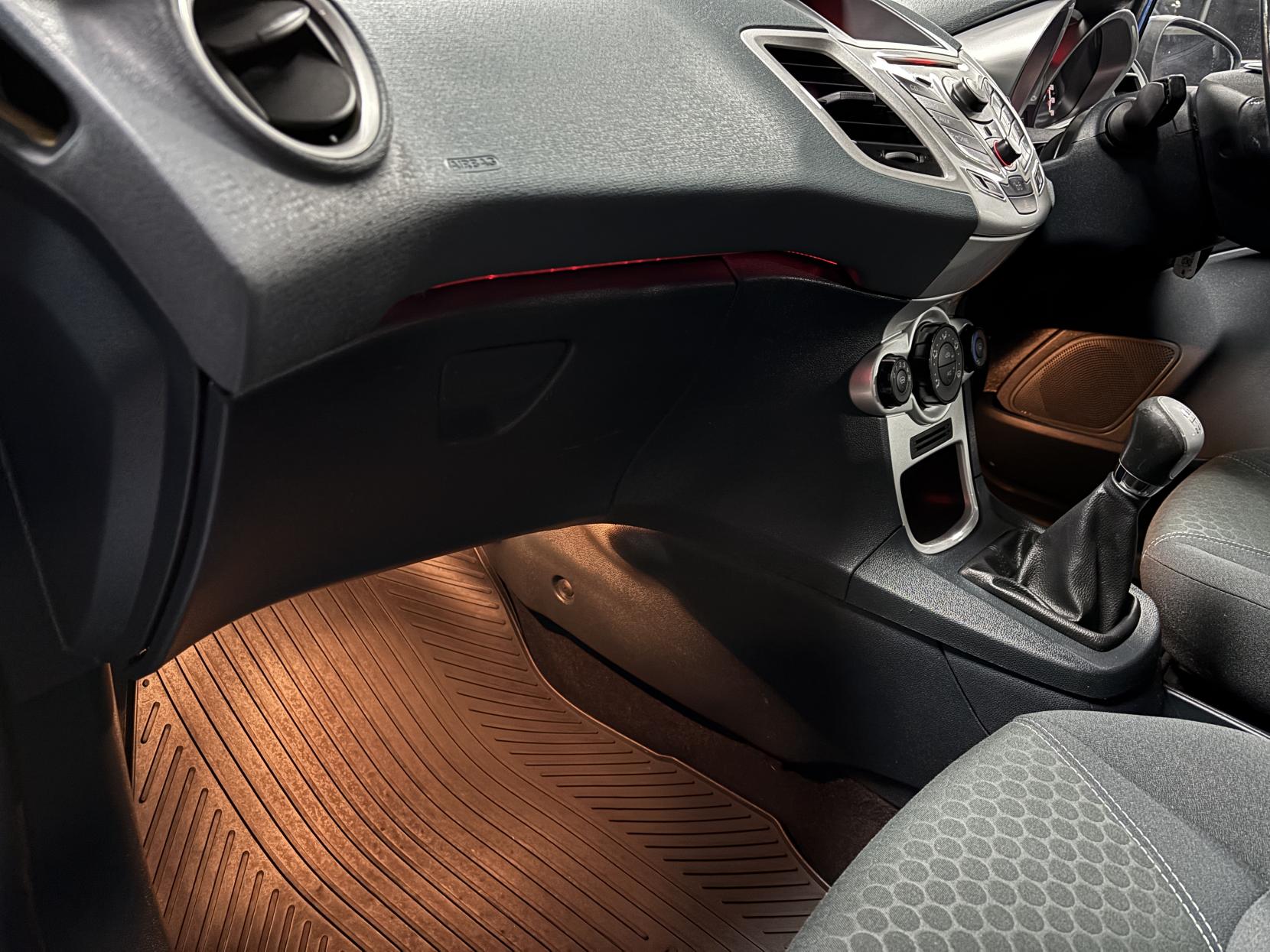 Ford Fiesta 1.4 Zetec Hatchback 5dr Petrol Manual (133 g/km, 94 bhp)