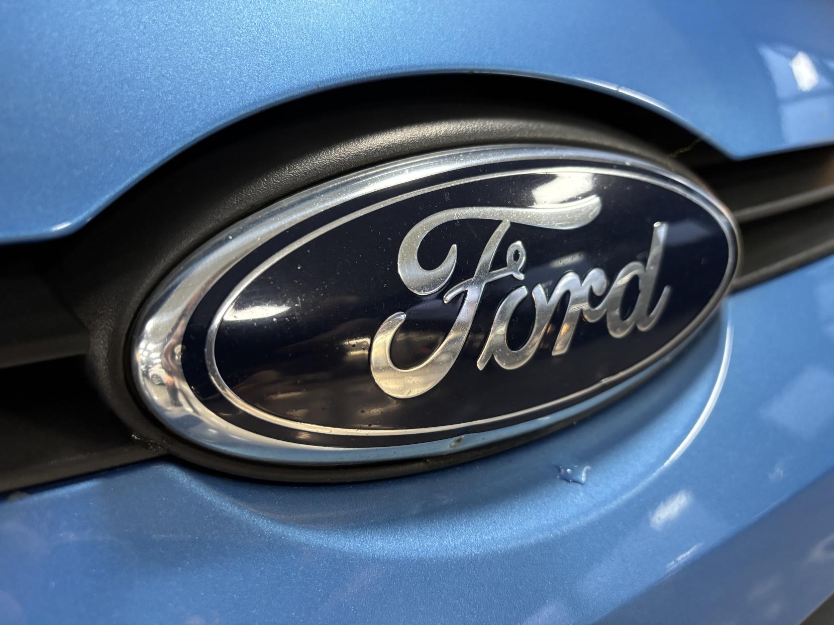 Ford Fiesta 1.4 Zetec Hatchback 5dr Petrol Manual (133 g/km, 94 bhp)