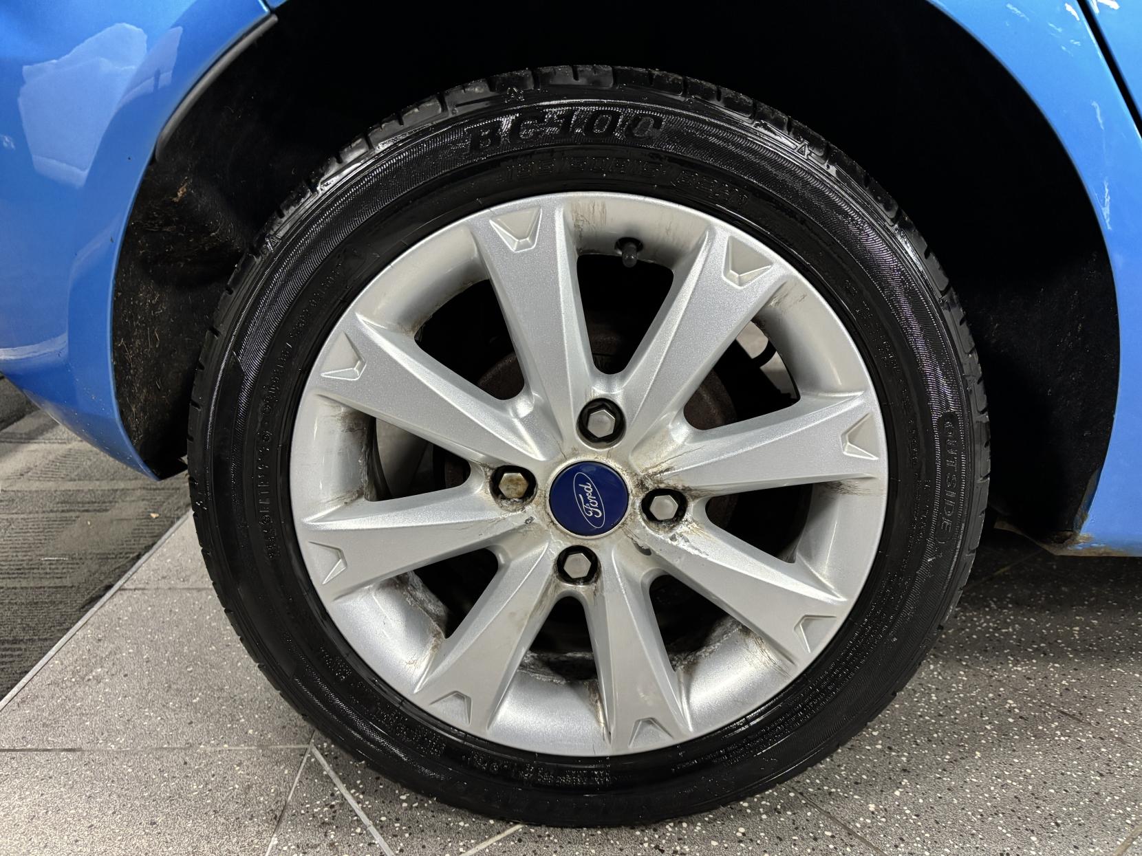 Ford Fiesta 1.4 Zetec Hatchback 5dr Petrol Manual (133 g/km, 94 bhp)