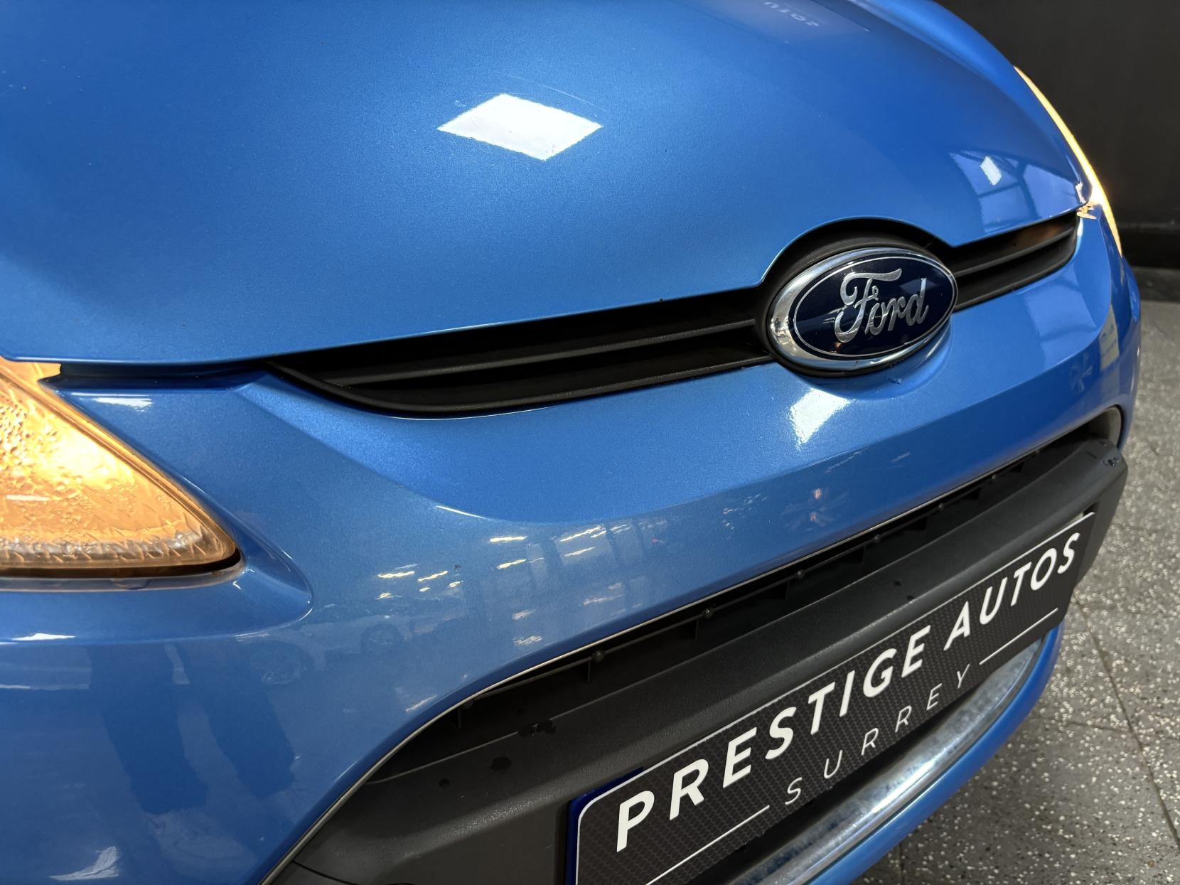 Ford Fiesta 1.4 Zetec Hatchback 5dr Petrol Manual (133 g/km, 94 bhp)