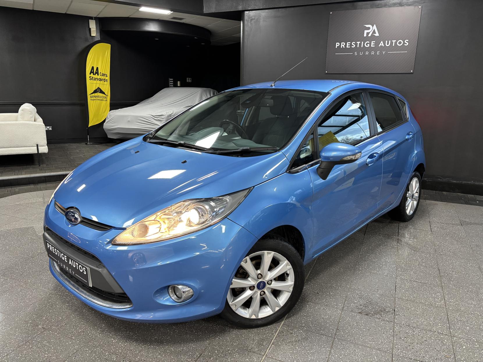 Ford Fiesta 1.4 Zetec Hatchback 5dr Petrol Manual (133 g/km, 94 bhp)