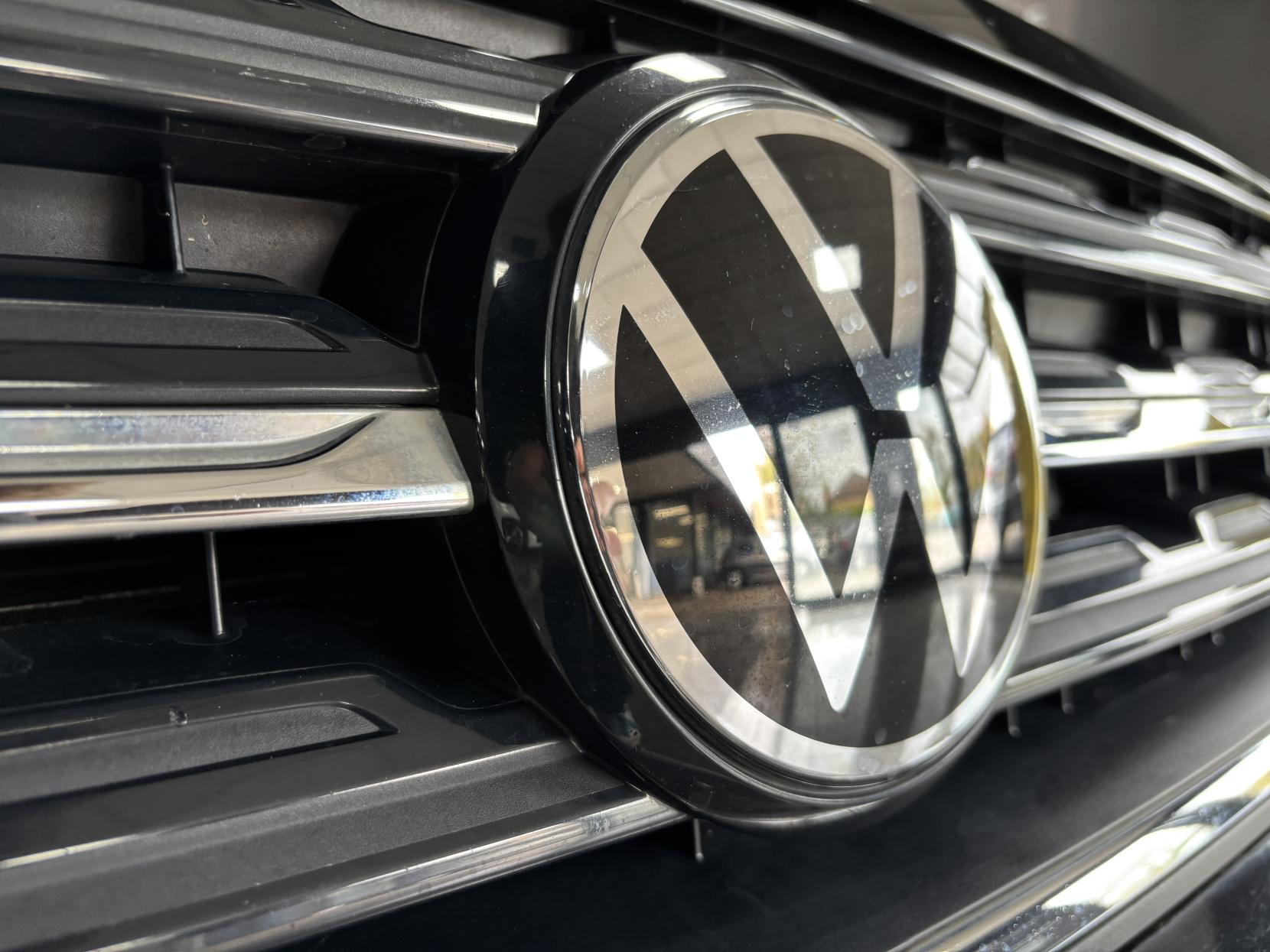 Volkswagen T-Cross 1.0 TSI R-Line SUV 5dr Petrol DSG Euro 6 (s/s) (110 ps)