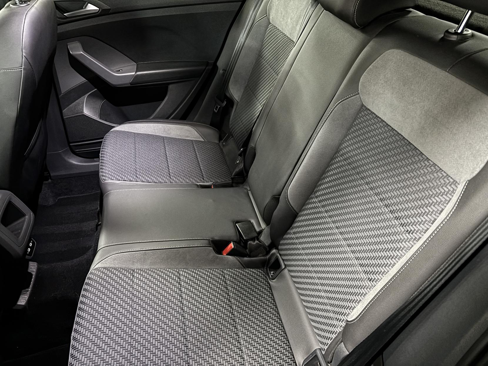 Volkswagen T-Cross 1.0 TSI R-Line SUV 5dr Petrol DSG Euro 6 (s/s) (110 ps)