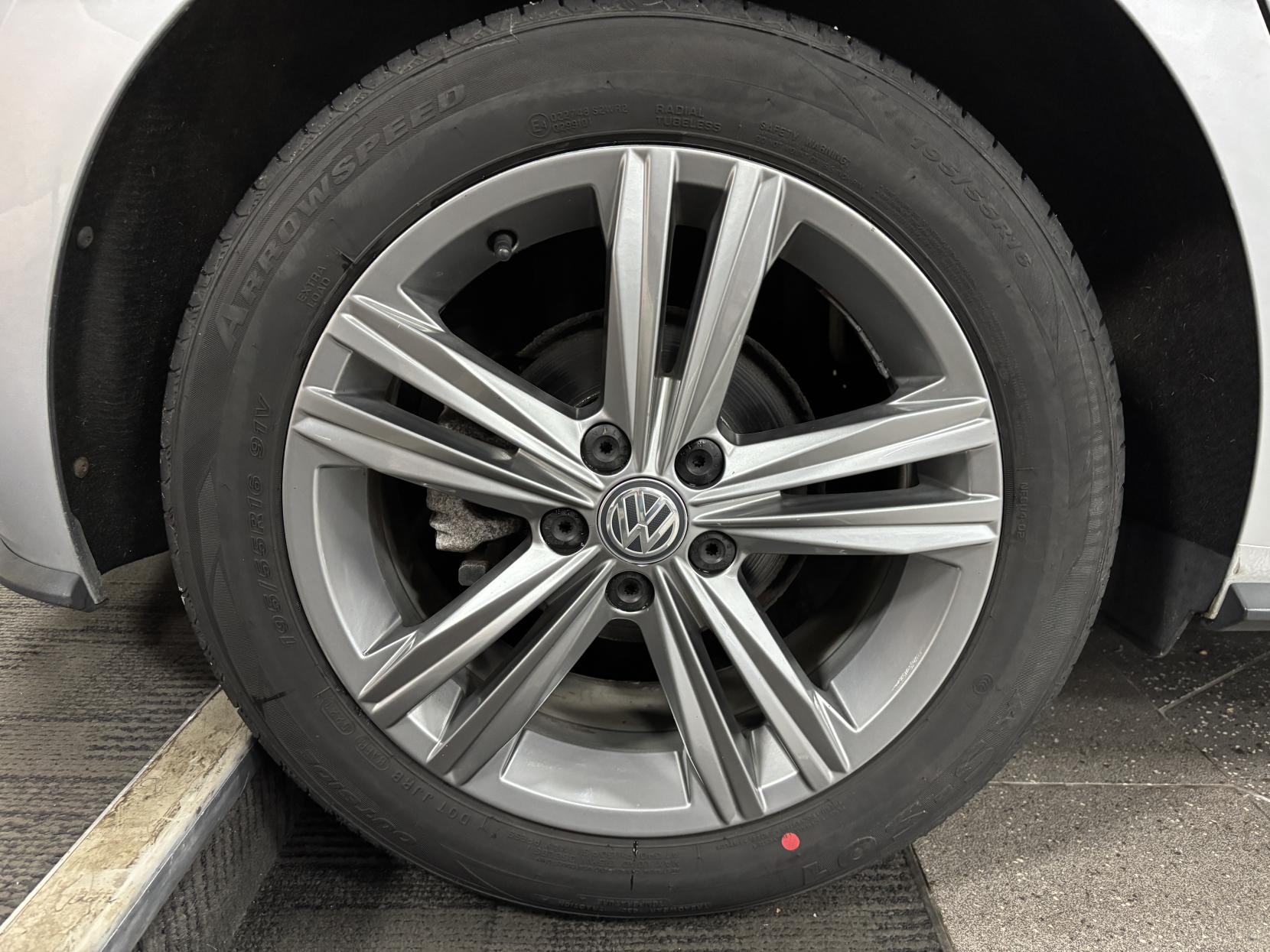 Volkswagen Polo 1.0 TSI R-Line Hatchback 5dr Petrol Manual Euro 6 (s/s) (115 ps)