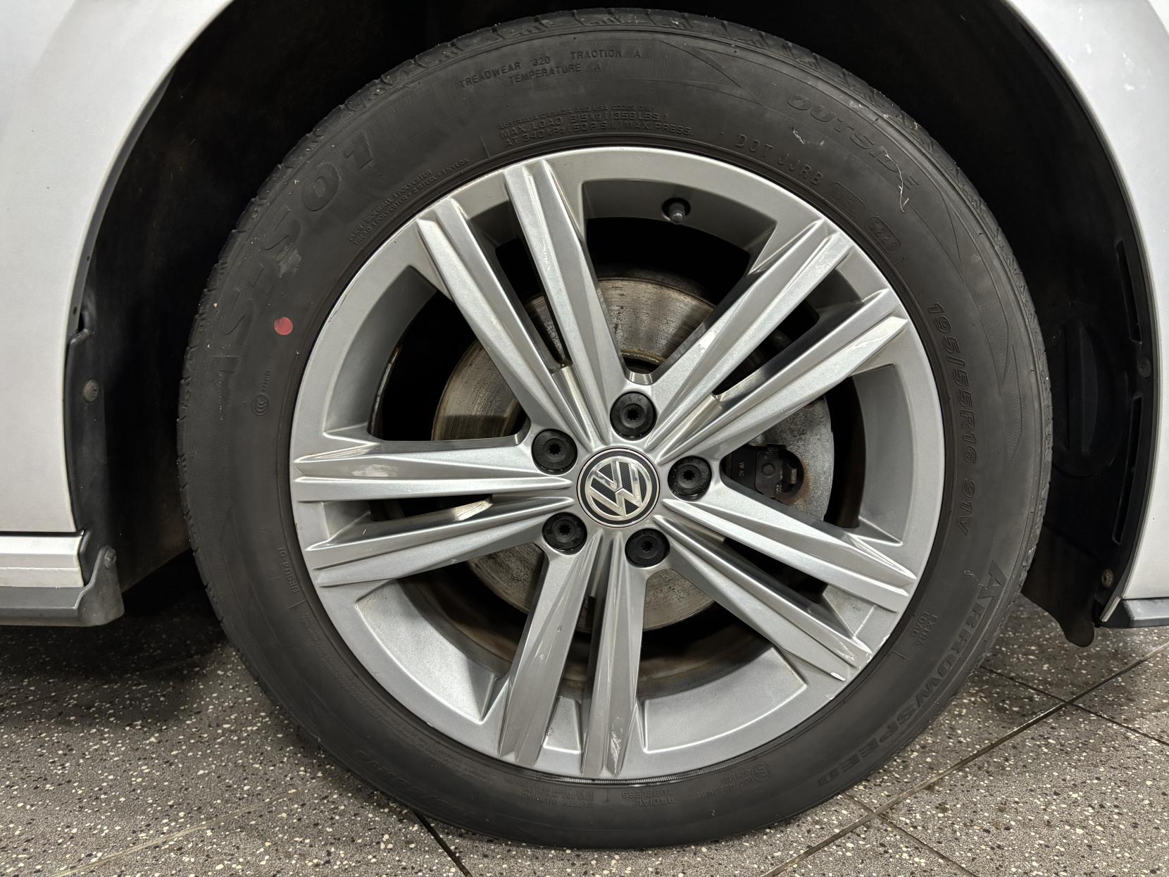 Volkswagen Polo 1.0 TSI R-Line Hatchback 5dr Petrol Manual Euro 6 (s/s) (115 ps)