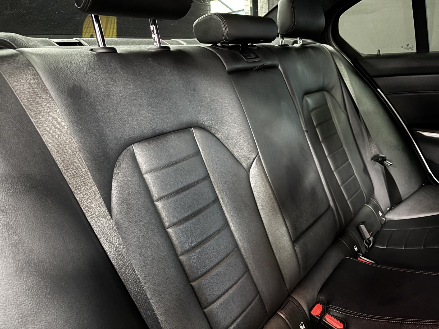 BMW 3 Series 2.0 320i M Sport Saloon 4dr Petrol Auto Euro 6 (s/s) (184 ps)