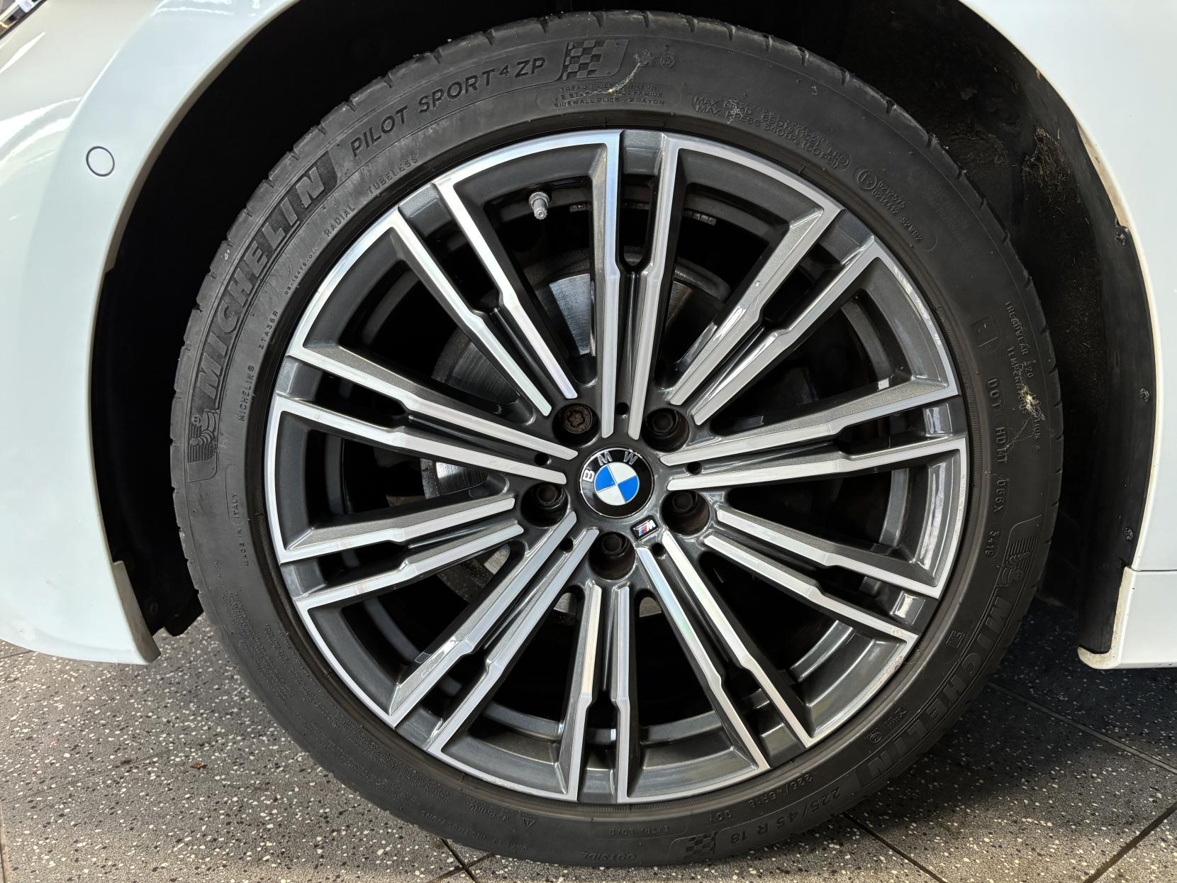 BMW 3 Series 2.0 320i M Sport Saloon 4dr Petrol Auto Euro 6 (s/s) (184 ps)