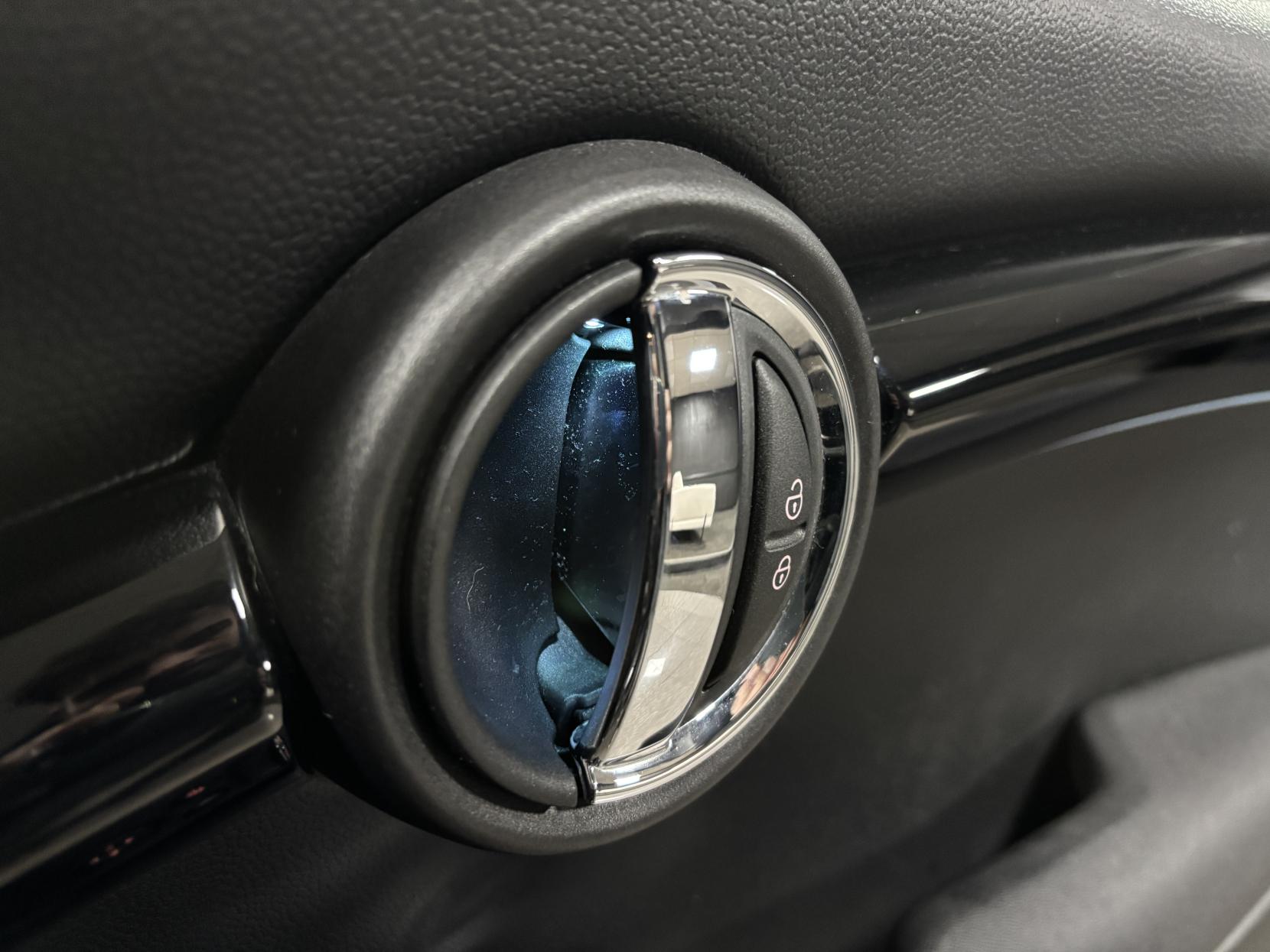 MINI Hatch 2.0 Cooper S Sport Hatchback 3dr Petrol Steptronic Euro 6 (s/s) (178 ps)