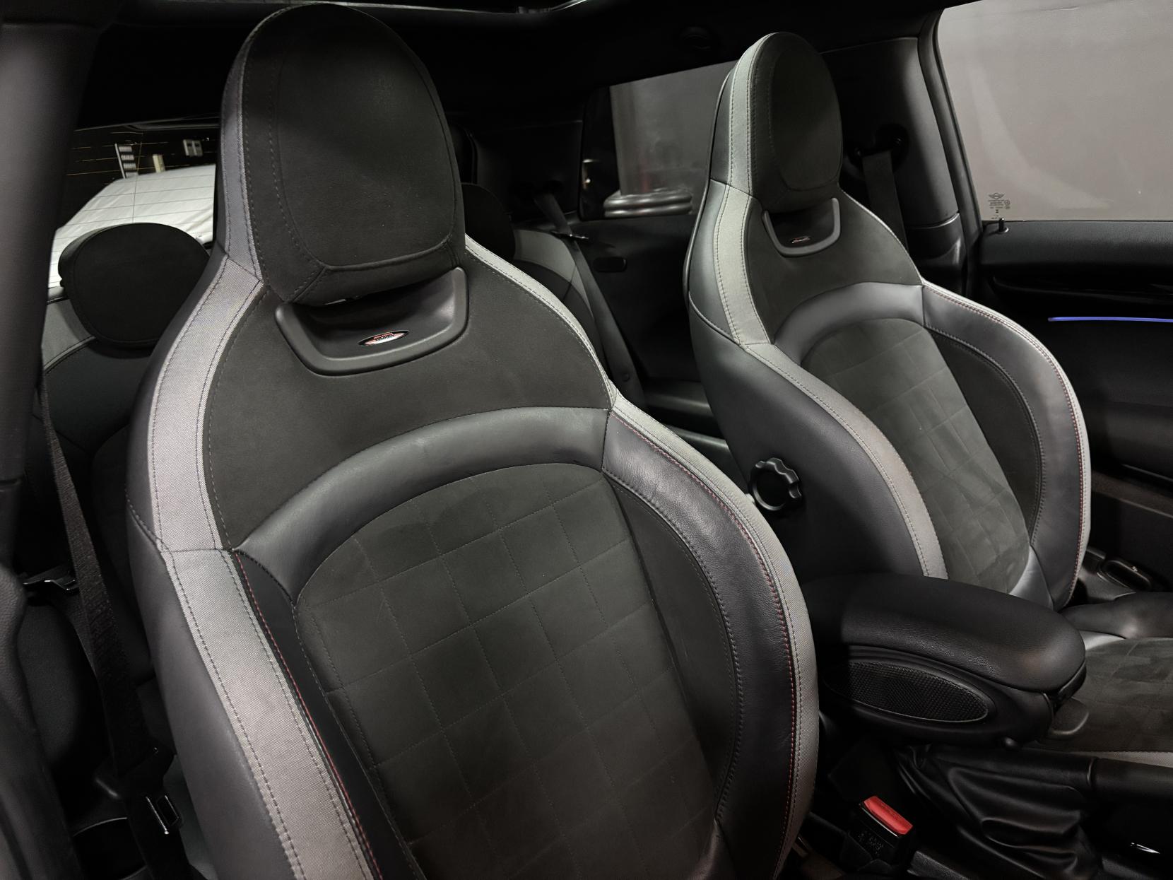 MINI Hatch 2.0 Cooper S Sport Hatchback 3dr Petrol Steptronic Euro 6 (s/s) (178 ps)