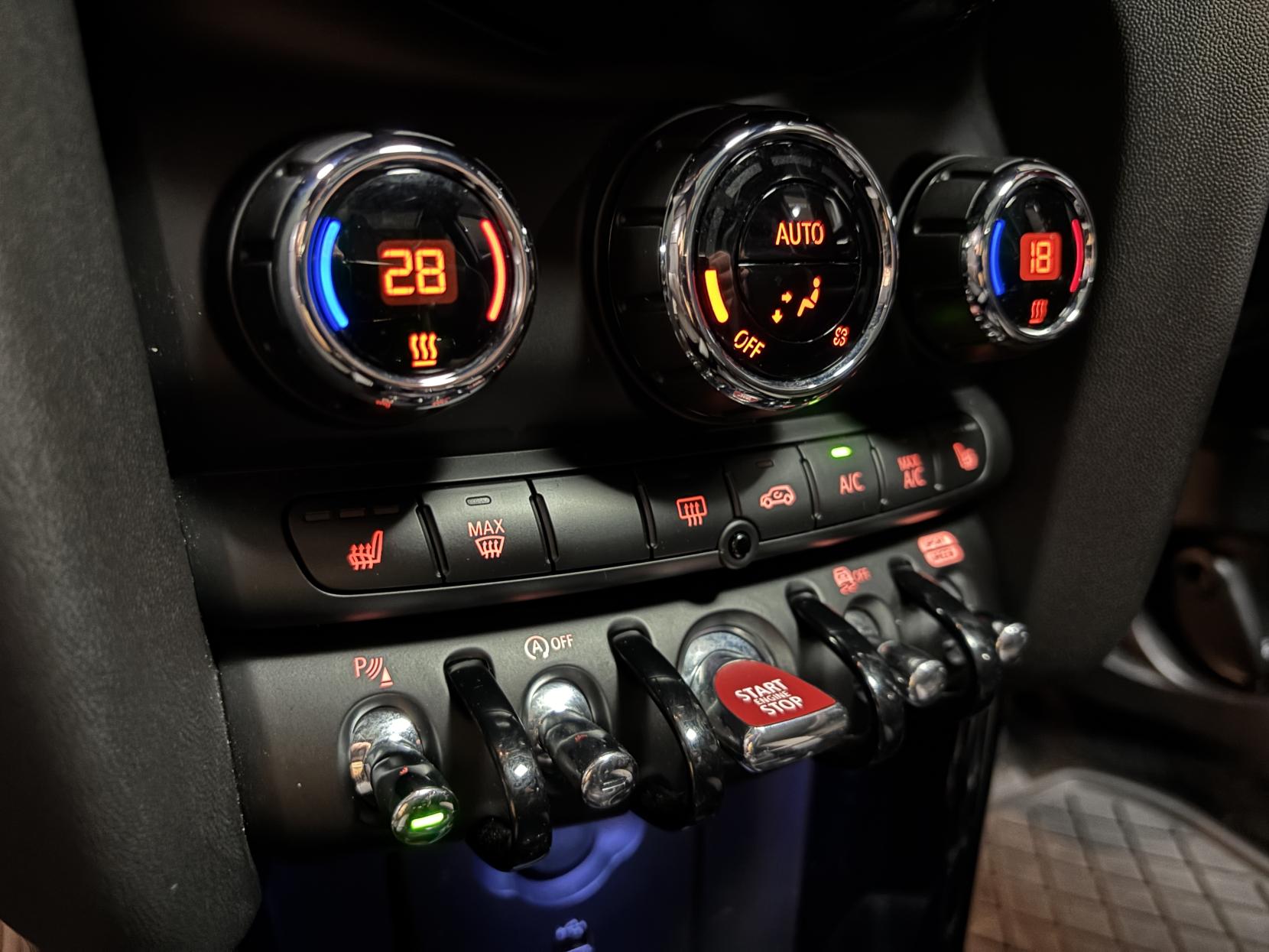 MINI Hatch 2.0 Cooper S Sport Hatchback 3dr Petrol Steptronic Euro 6 (s/s) (178 ps)