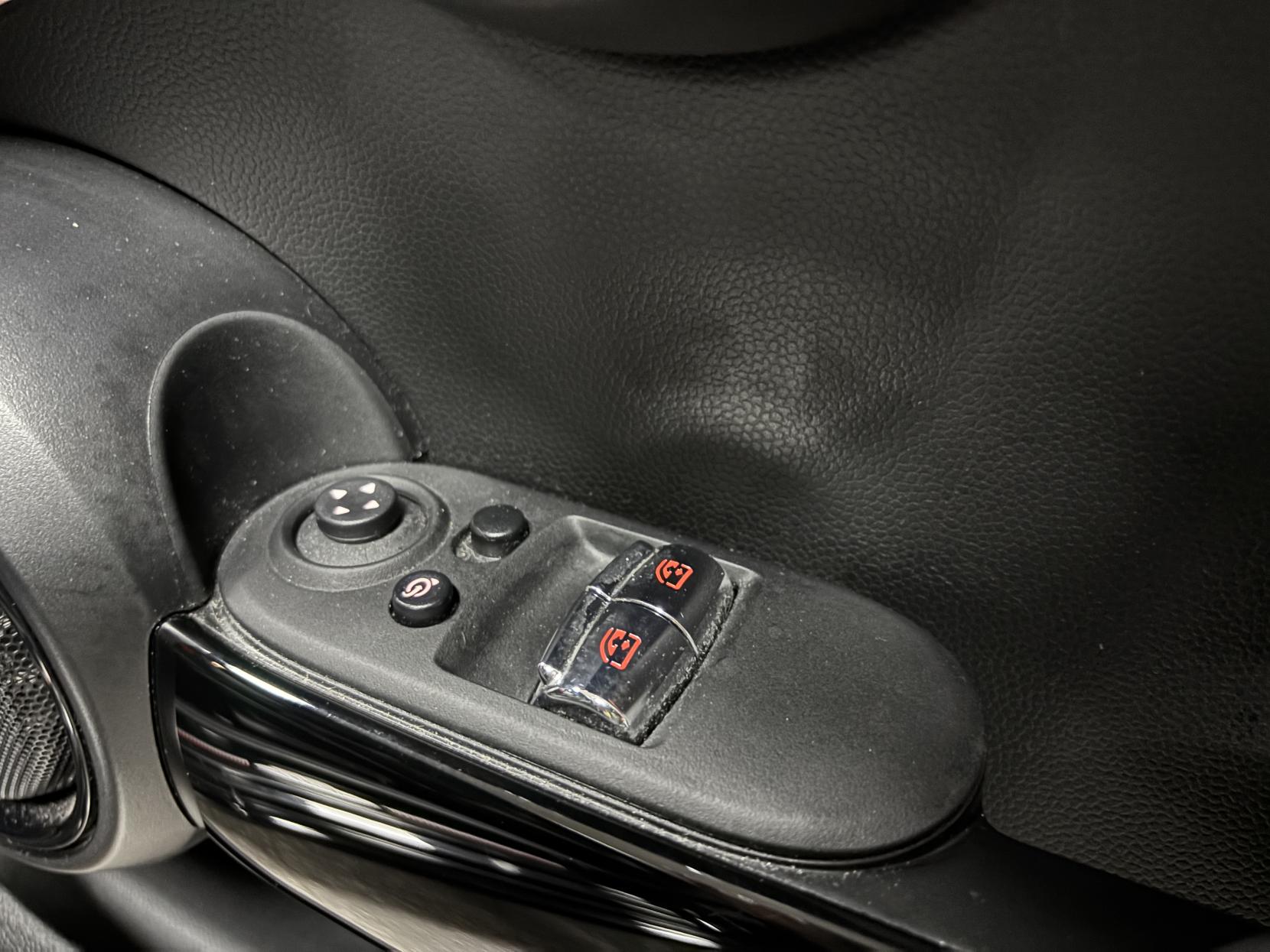 MINI Hatch 2.0 Cooper S Sport Hatchback 3dr Petrol Steptronic Euro 6 (s/s) (178 ps)