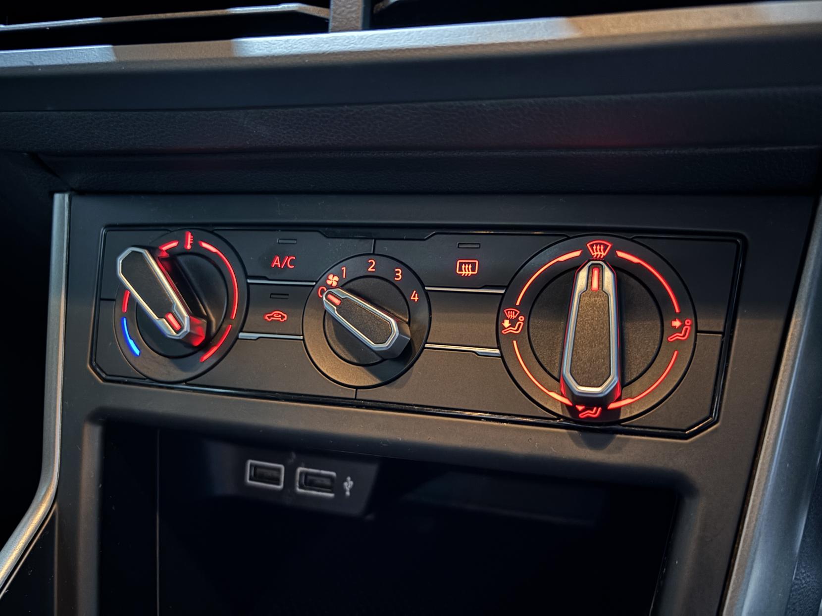 Volkswagen Polo 1.0 EVO SE Hatchback 5dr Petrol Manual Euro 6 (s/s) (65 ps)