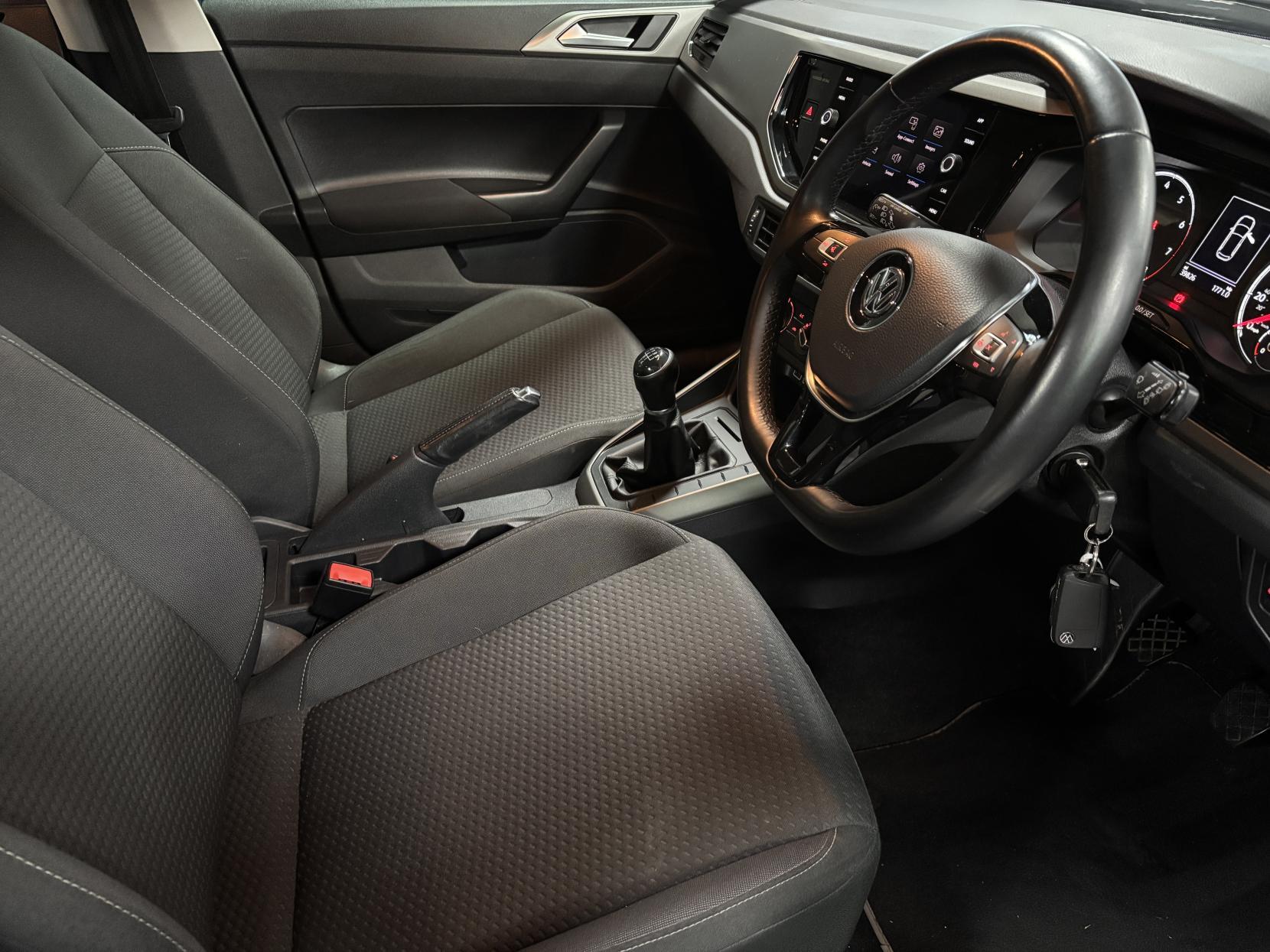 Volkswagen Polo 1.0 EVO SE Hatchback 5dr Petrol Manual Euro 6 (s/s) (65 ps)