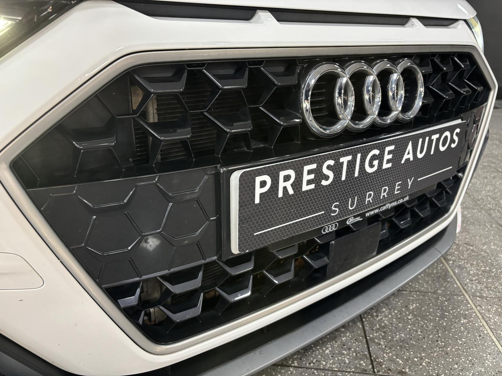 Audi A1 1.5 TFSI 35 S line Sportback 5dr Petrol S Tronic Euro 6 (s/s) (150 ps)