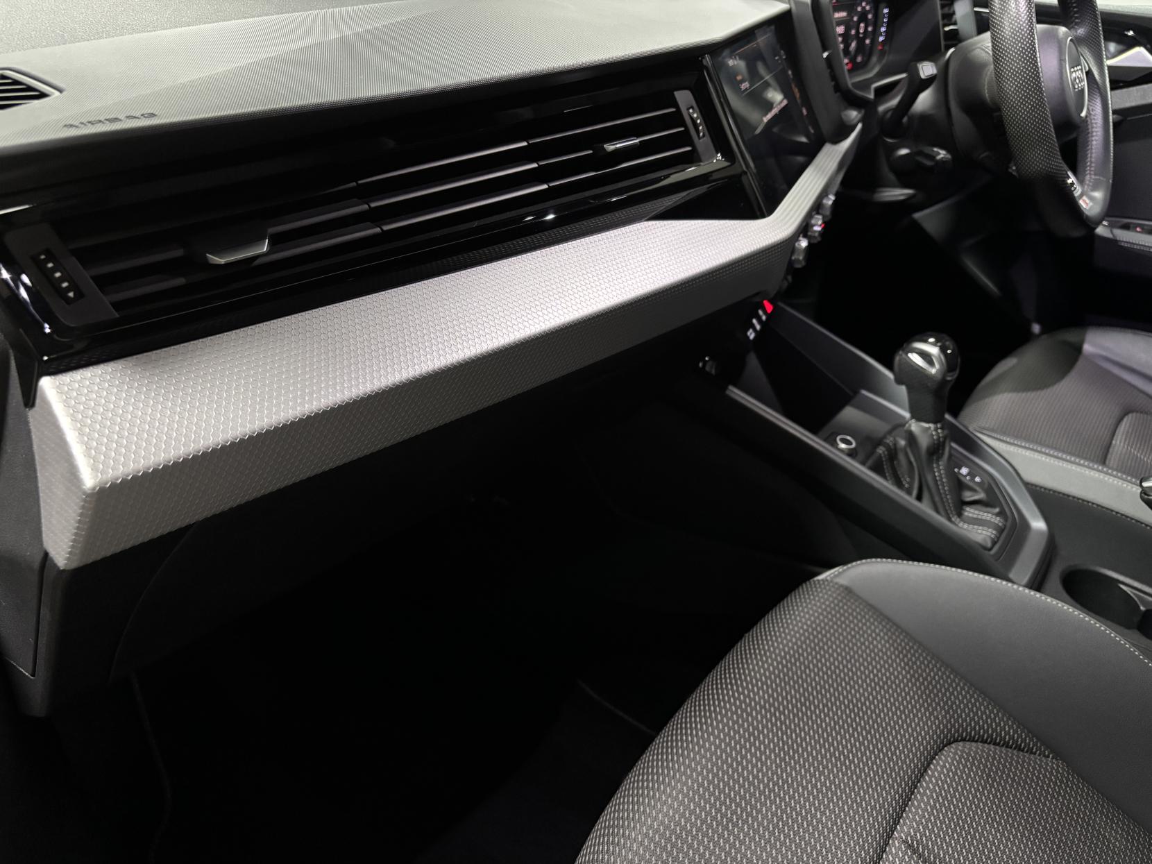 Audi A1 1.5 TFSI 35 S line Sportback 5dr Petrol S Tronic Euro 6 (s/s) (150 ps)