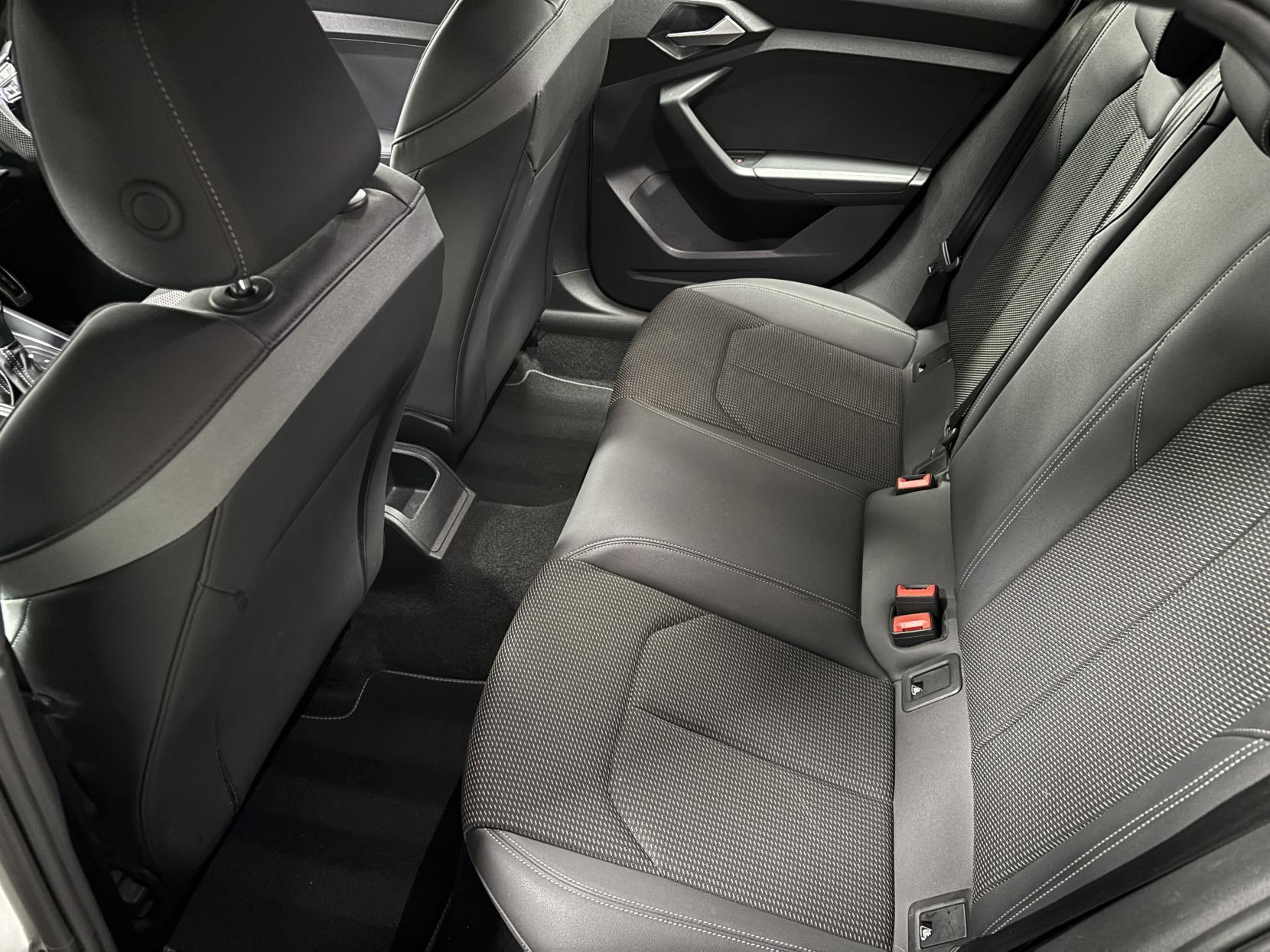 Audi A1 1.5 TFSI 35 S line Sportback 5dr Petrol S Tronic Euro 6 (s/s) (150 ps)