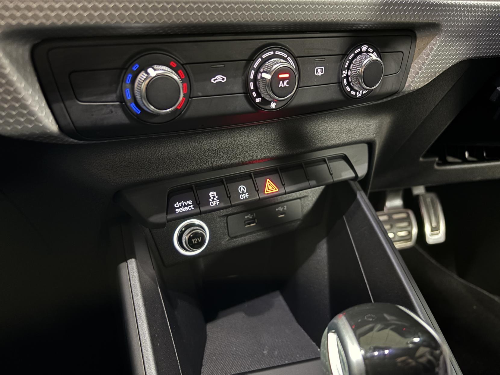 Audi A1 1.5 TFSI 35 S line Sportback 5dr Petrol S Tronic Euro 6 (s/s) (150 ps)