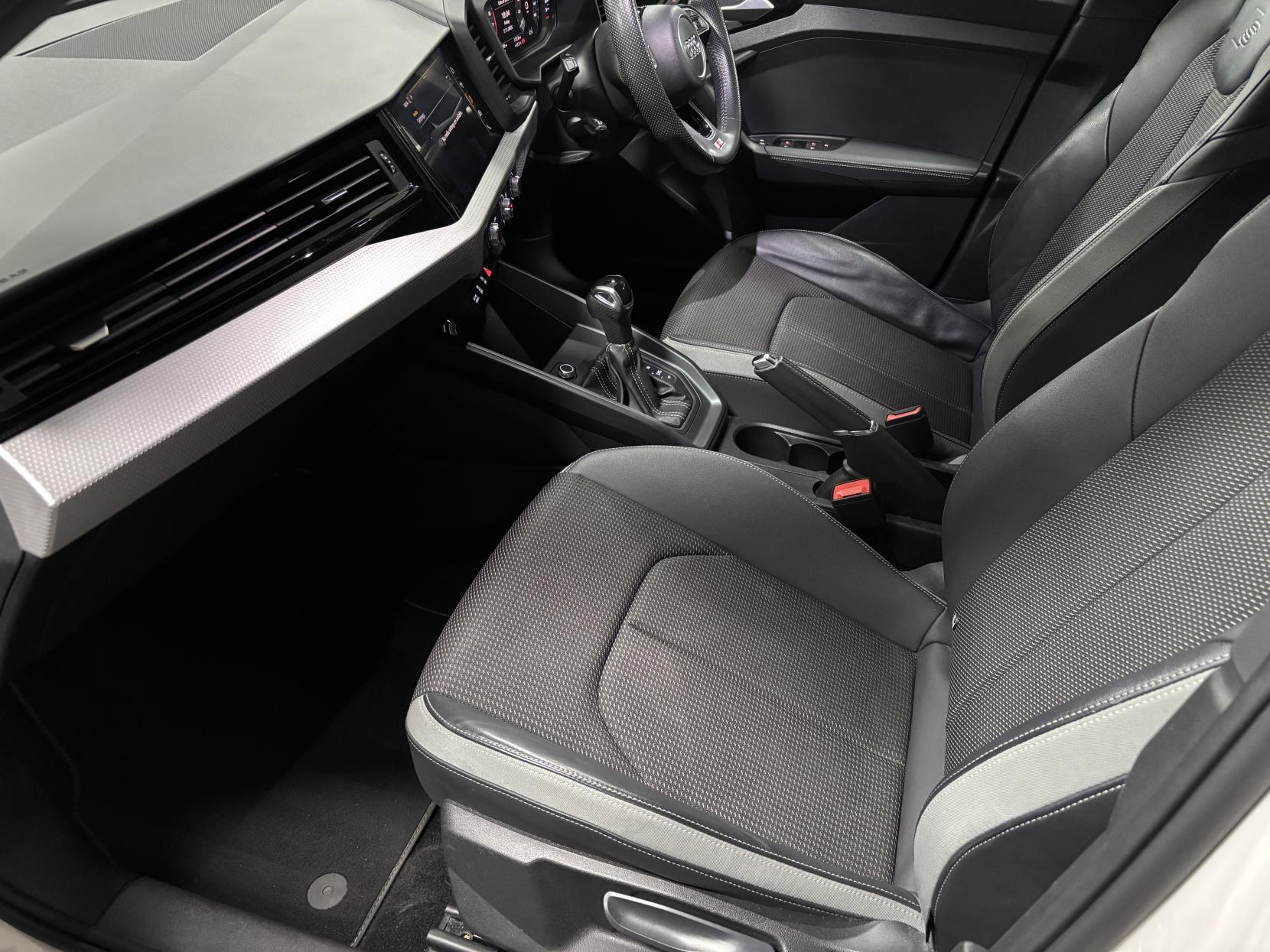 Audi A1 1.5 TFSI 35 S line Sportback 5dr Petrol S Tronic Euro 6 (s/s) (150 ps)