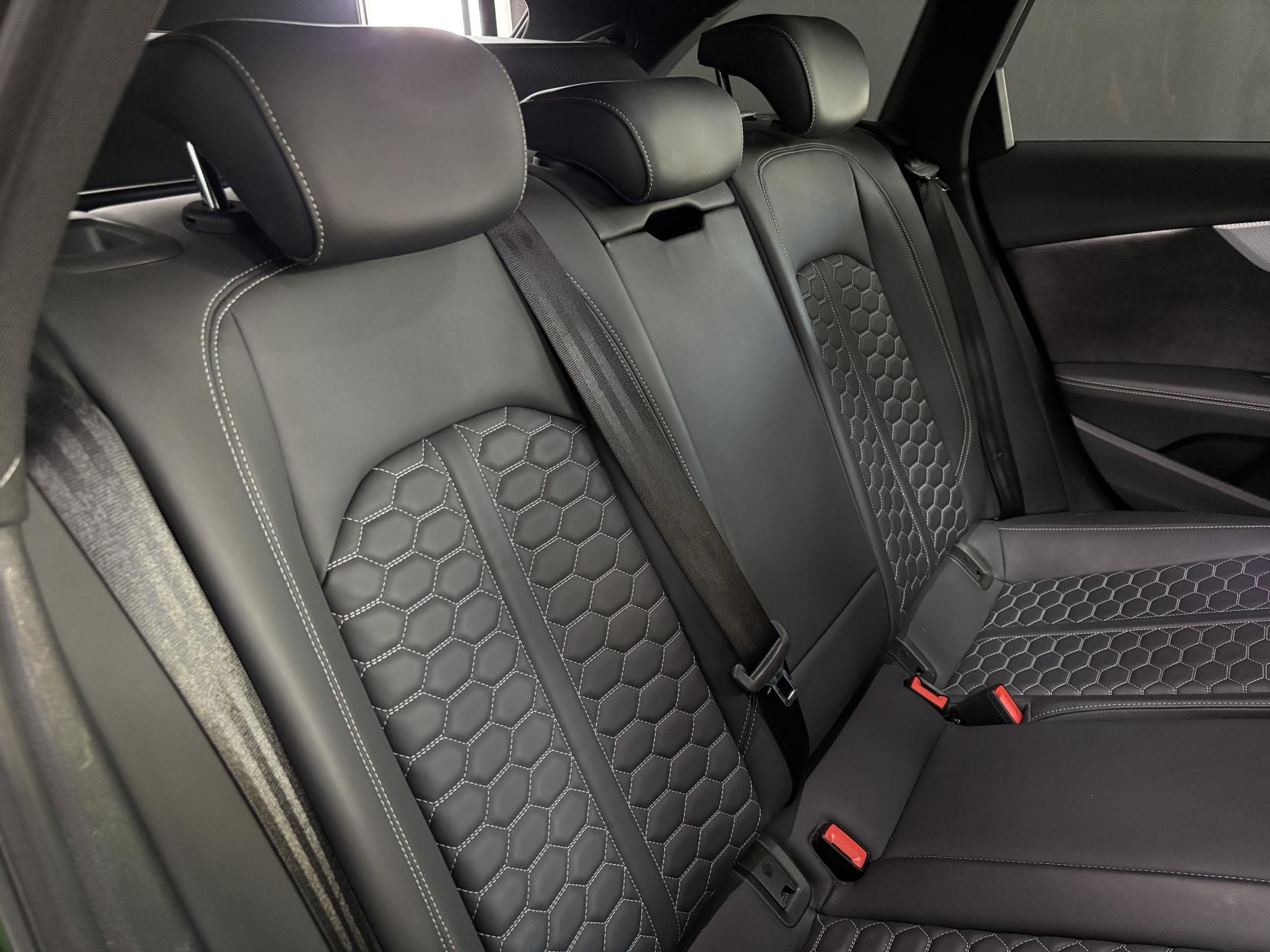 Audi RS4 Avant 2.9 TFSI V6 Estate 5dr Petrol Tiptronic quattro Euro 6 (s/s) (450 ps)
