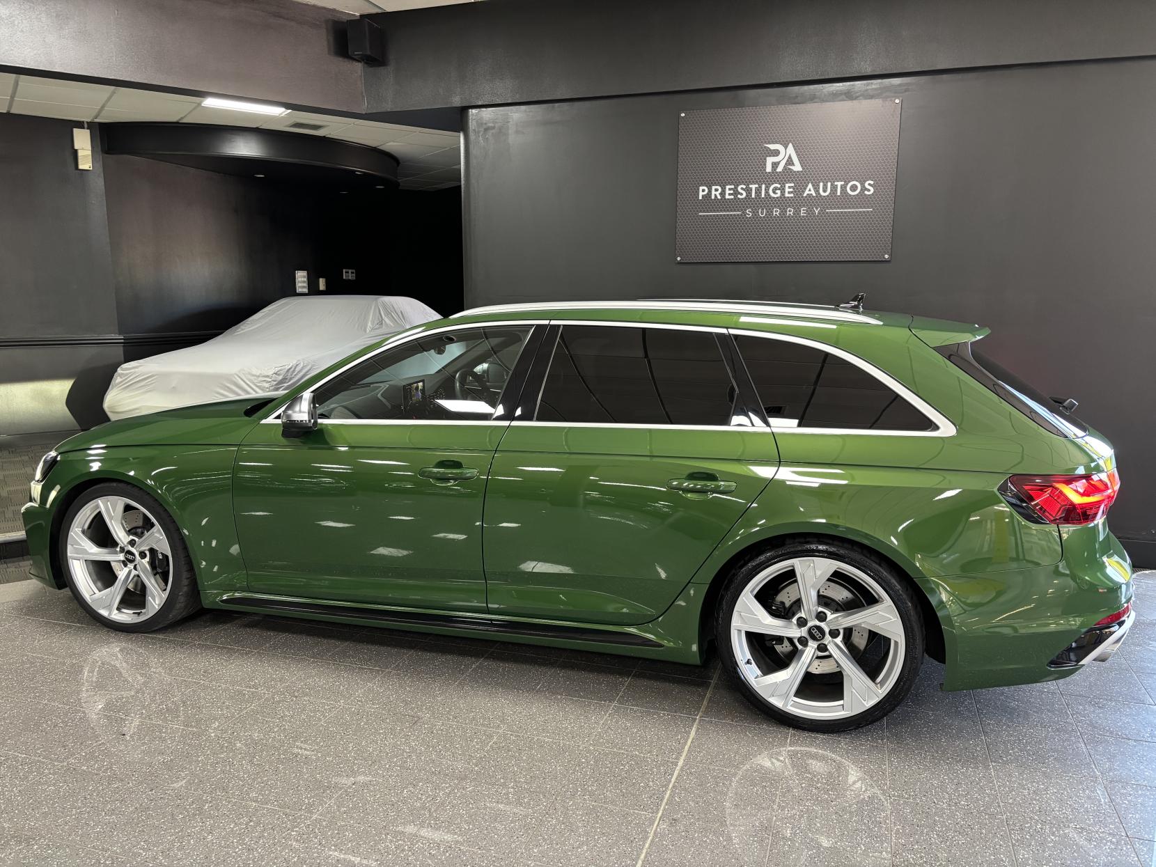 Audi RS4 Avant 2.9 TFSI V6 Estate 5dr Petrol Tiptronic quattro Euro 6 (s/s) (450 ps)
