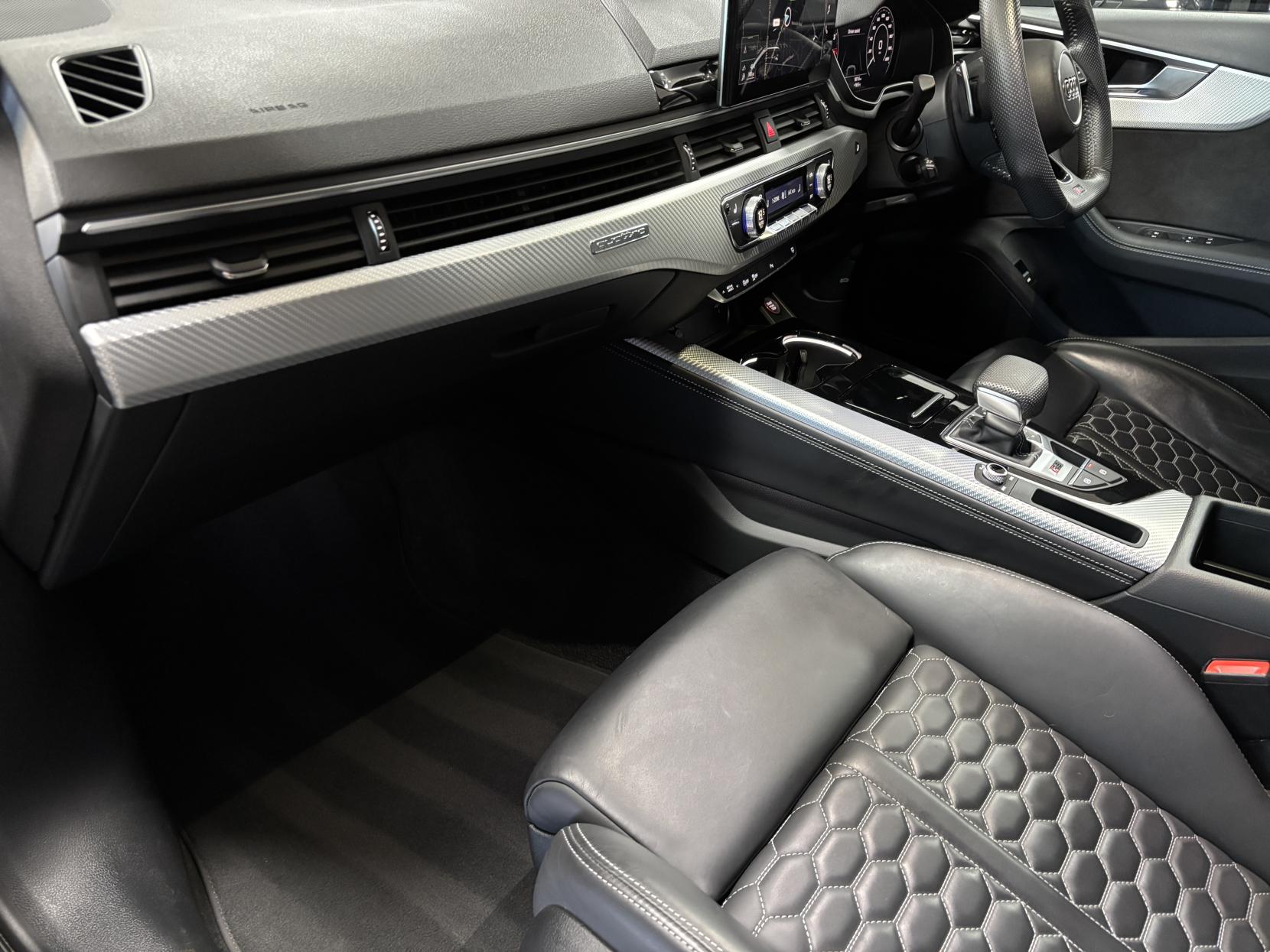 Audi RS4 Avant 2.9 TFSI V6 Estate 5dr Petrol Tiptronic quattro Euro 6 (s/s) (450 ps)