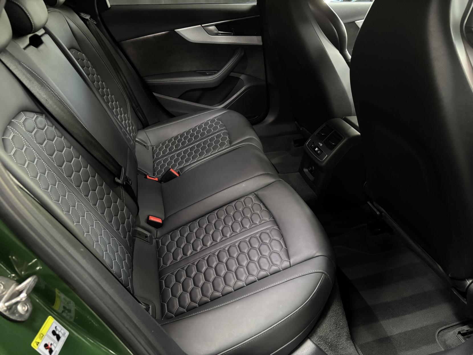 Audi RS4 Avant 2.9 TFSI V6 Estate 5dr Petrol Tiptronic quattro Euro 6 (s/s) (450 ps)
