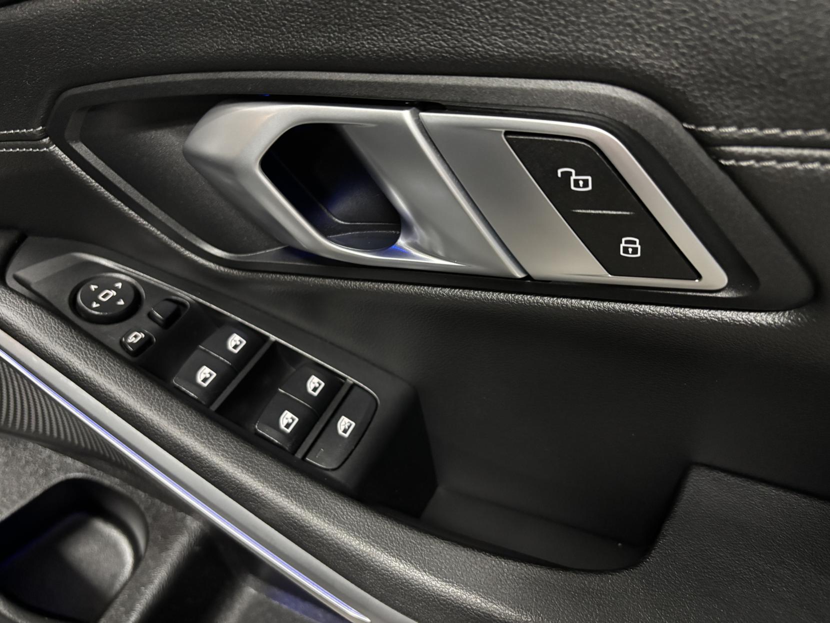 BMW 3 Series 2.0 320i M Sport Saloon 4dr Petrol Auto Euro 6 (s/s) (184 ps)