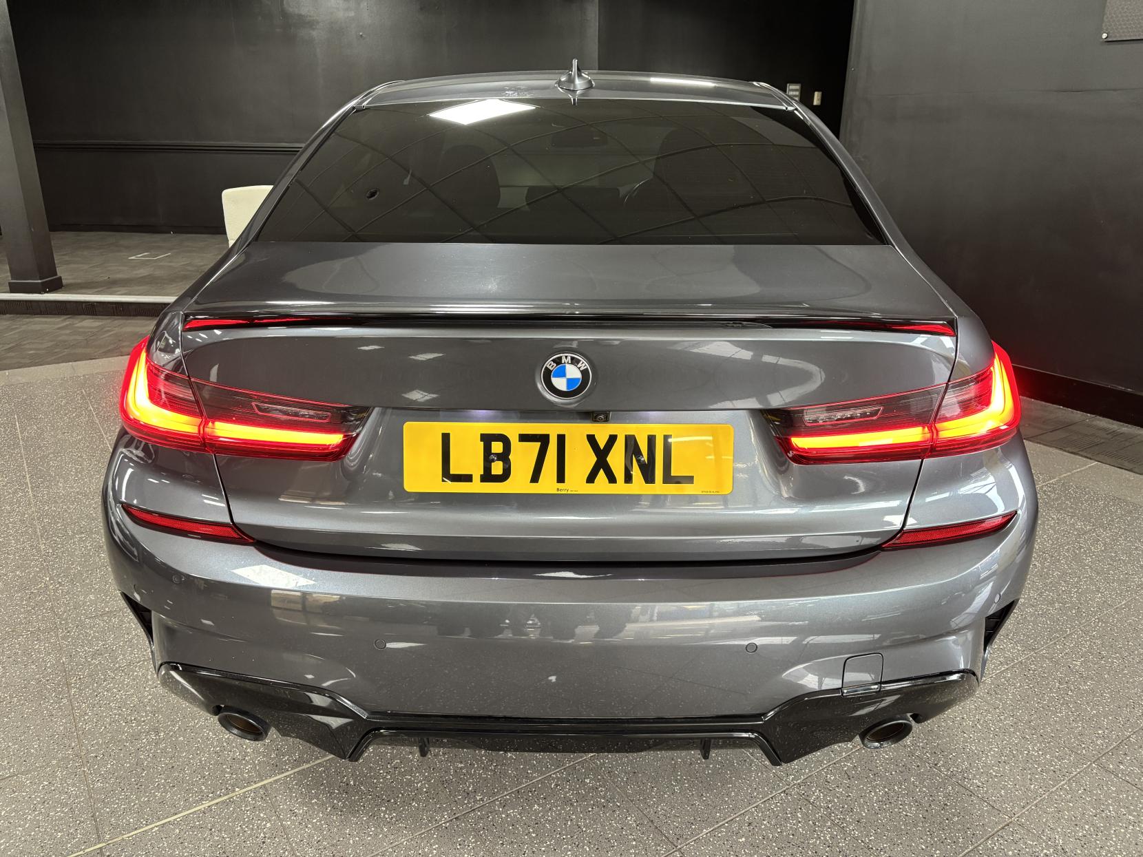 BMW 3 Series 2.0 320i M Sport Saloon 4dr Petrol Auto Euro 6 (s/s) (184 ps)