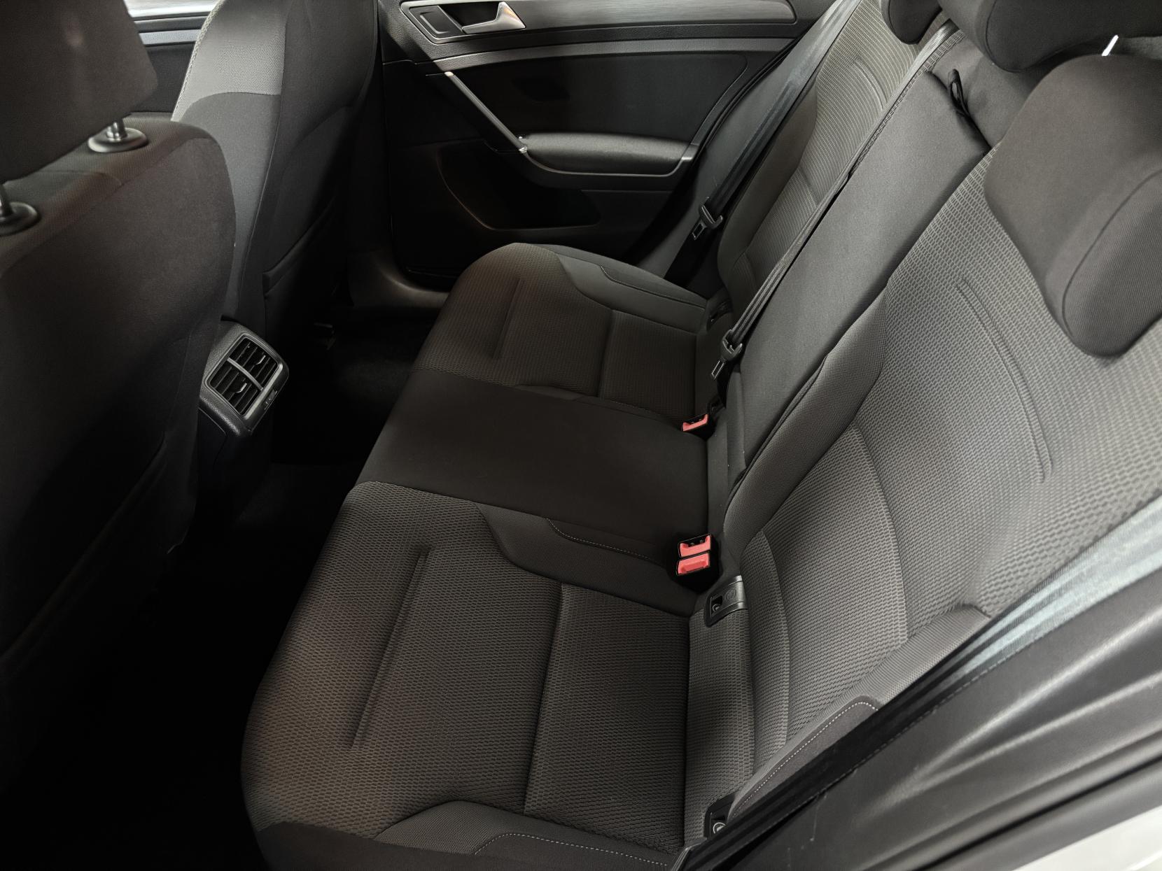 Volkswagen Golf 1.0 TSI SE Hatchback 5dr Petrol Manual Euro 6 (s/s) (115 ps)