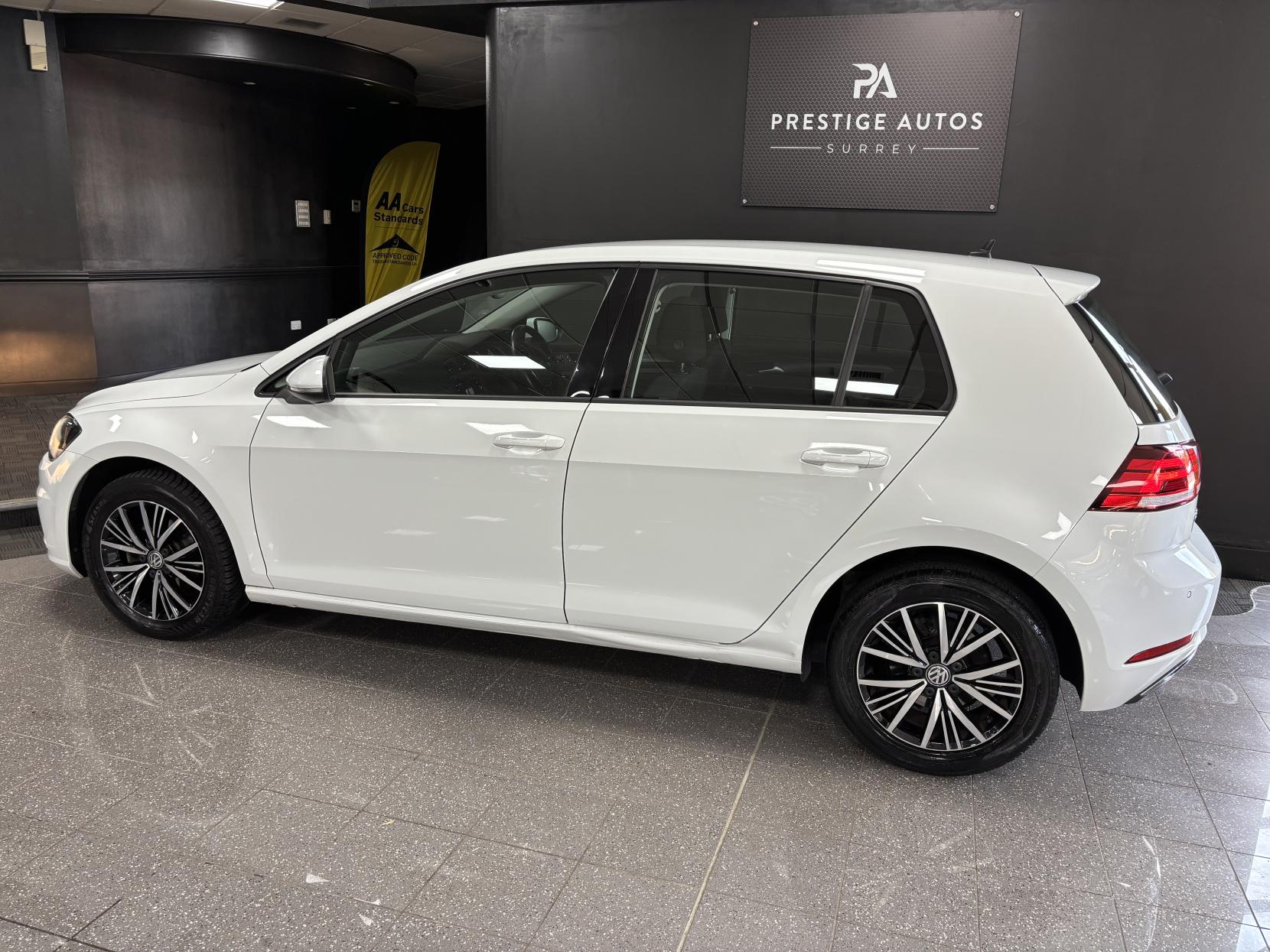 Volkswagen Golf 1.0 TSI SE Hatchback 5dr Petrol Manual Euro 6 (s/s) (115 ps)