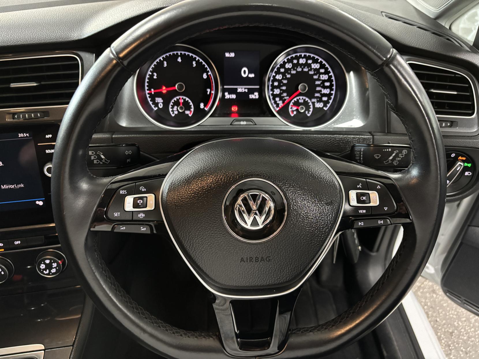 Volkswagen Golf 1.0 TSI SE Hatchback 5dr Petrol Manual Euro 6 (s/s) (115 ps)