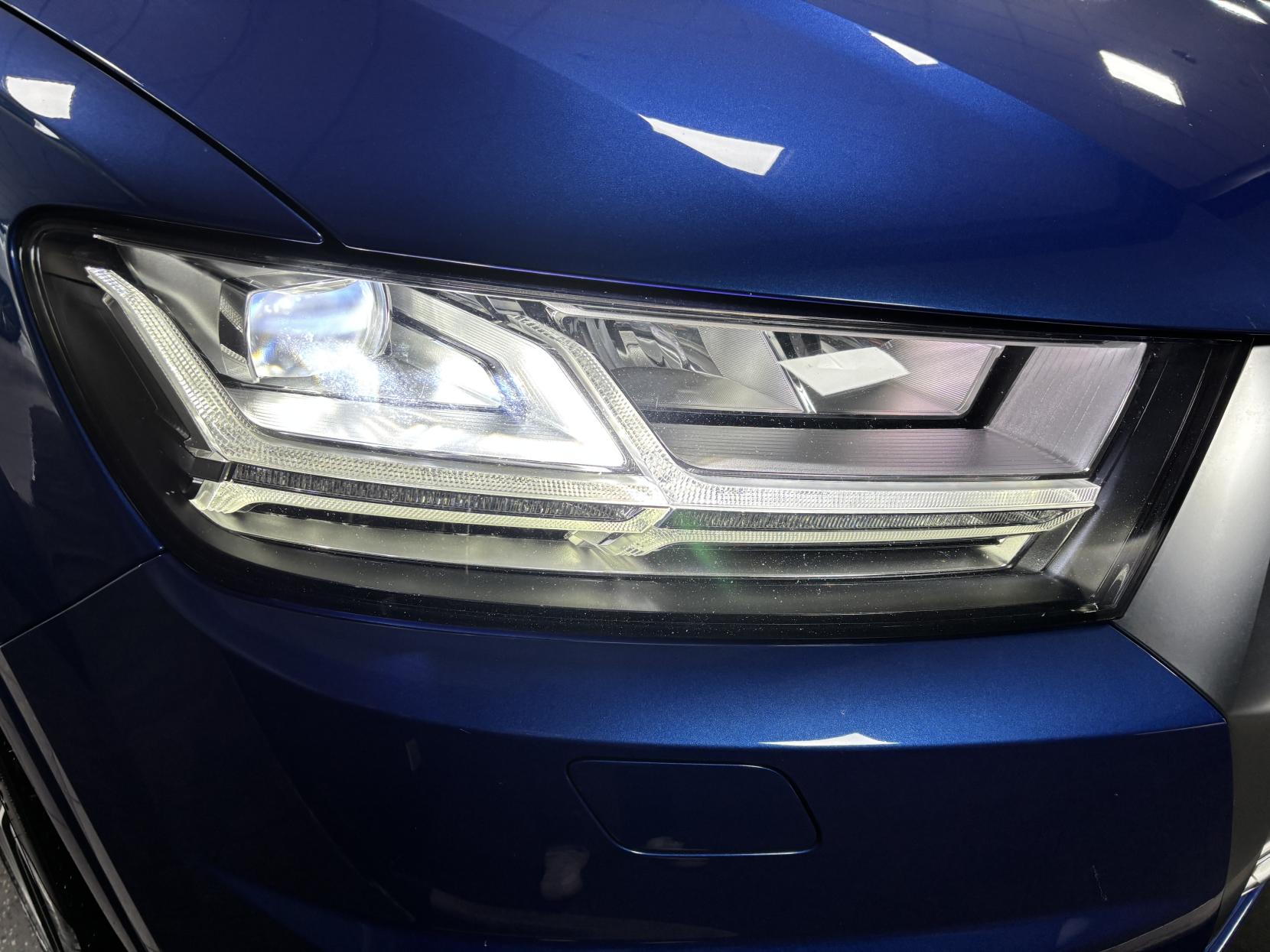 Audi SQ7 4.0 TDI V8 SUV 5dr Diesel Tiptronic quattro Euro 6 (s/s) (435 ps)